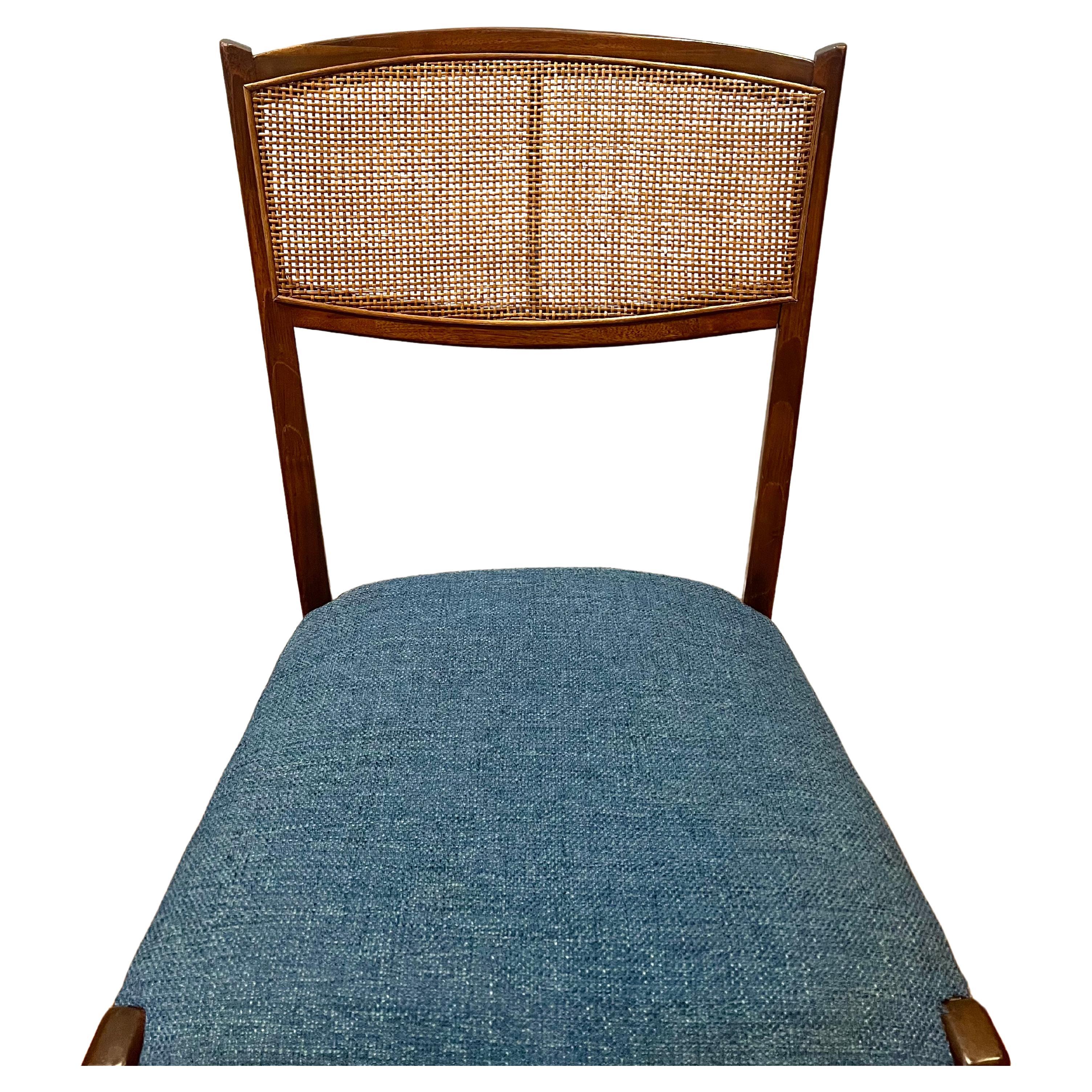 Mid-Century Modern Pair of American Mid century Modern Walnut Desk/Dining Chairs