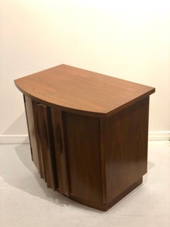 Pair of American Mid-Century Modern Walnut Night Stands