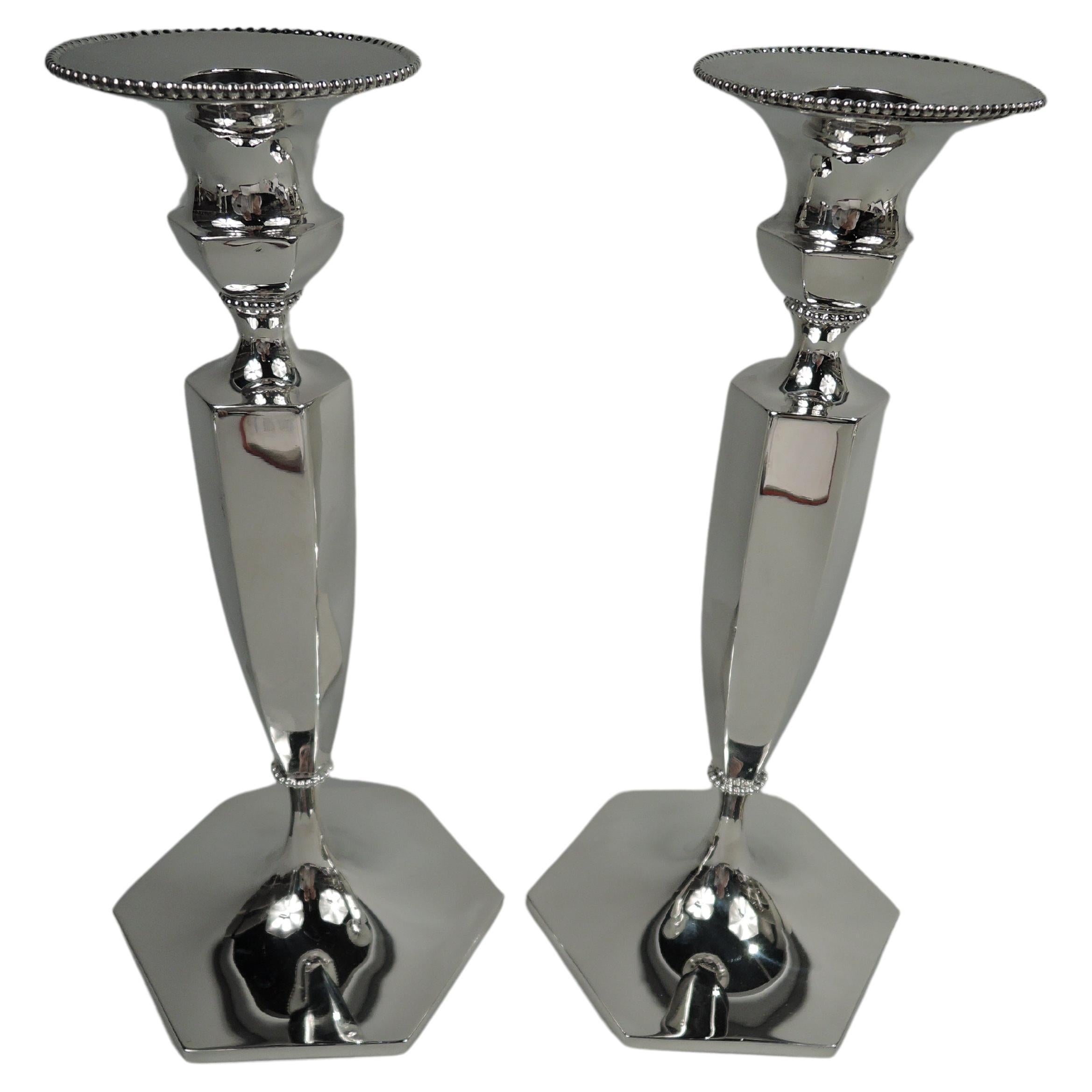 Pair of American Modern Georgian Sterling Silver Candlesticks For Sale