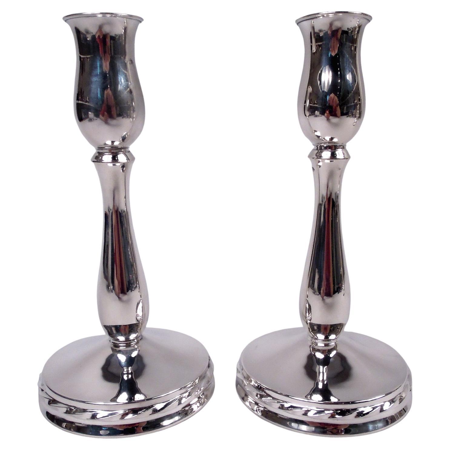 Pair of American Modern Georgian Sterling Silver Candlesticks For Sale