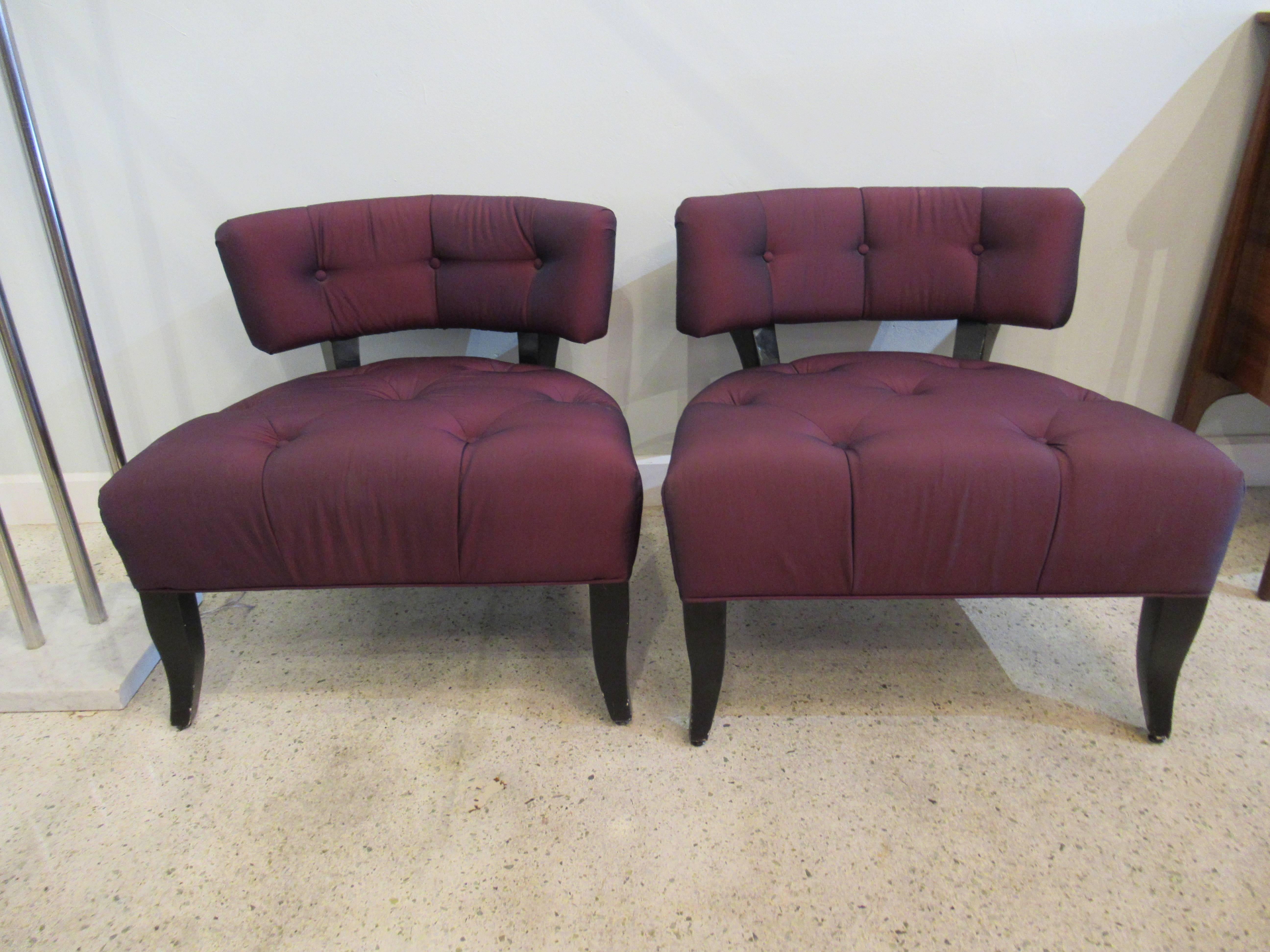 Pair of American Modern Klismos Slipper Chairs and Ottoman, Billy Haines, 1950s In Excellent Condition For Sale In Hollywood, FL