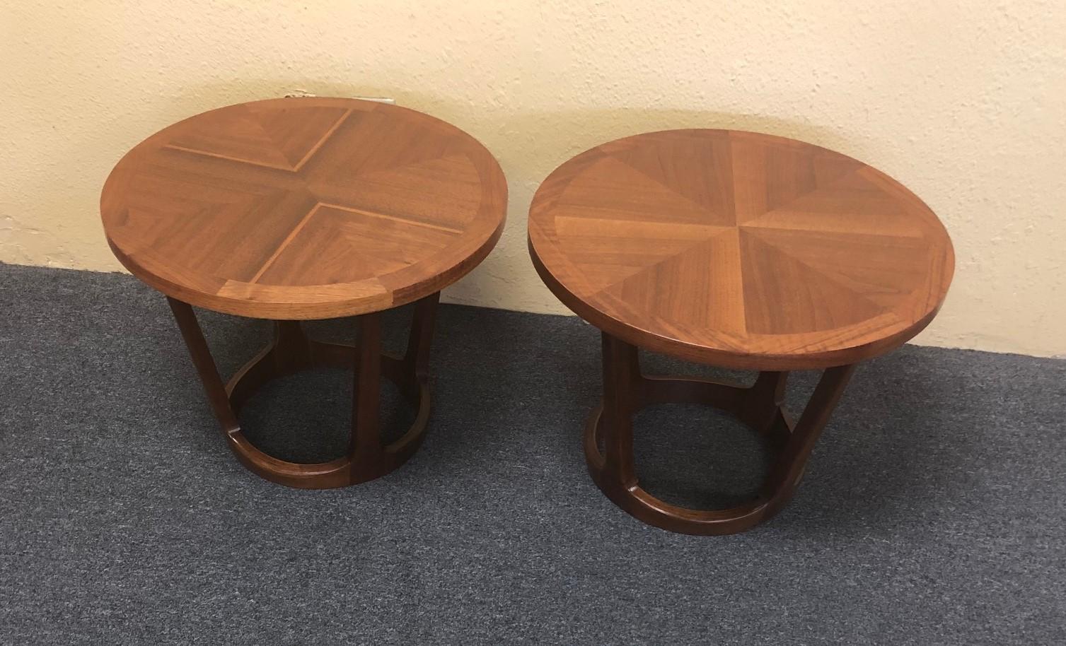 Mid-Century Modern Pair of American Modern Walnut End / Side Tables by Lane Furniture