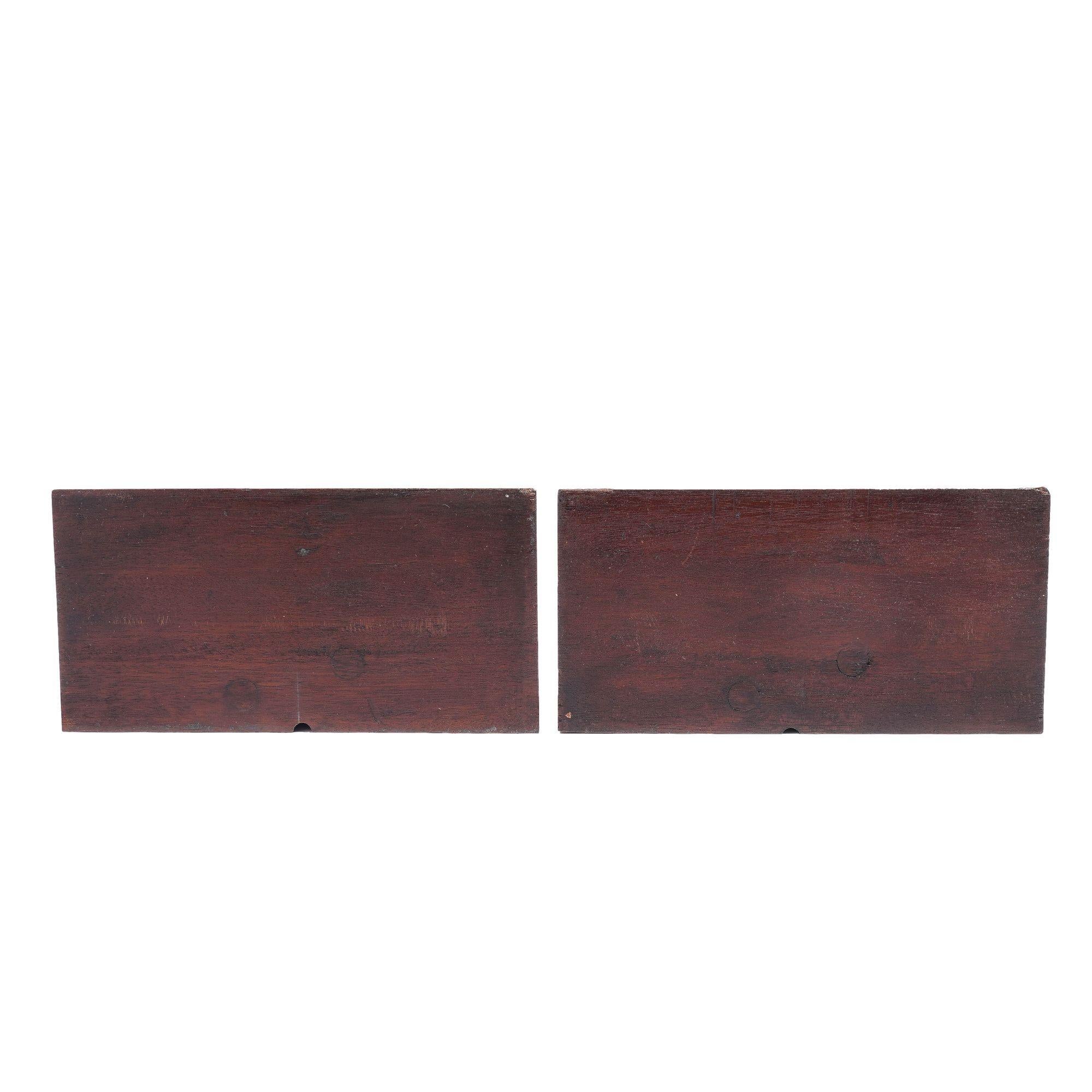 Ottone Coppia di mensole da parete neoclassiche americane in mogano, 1830 ca. in vendita