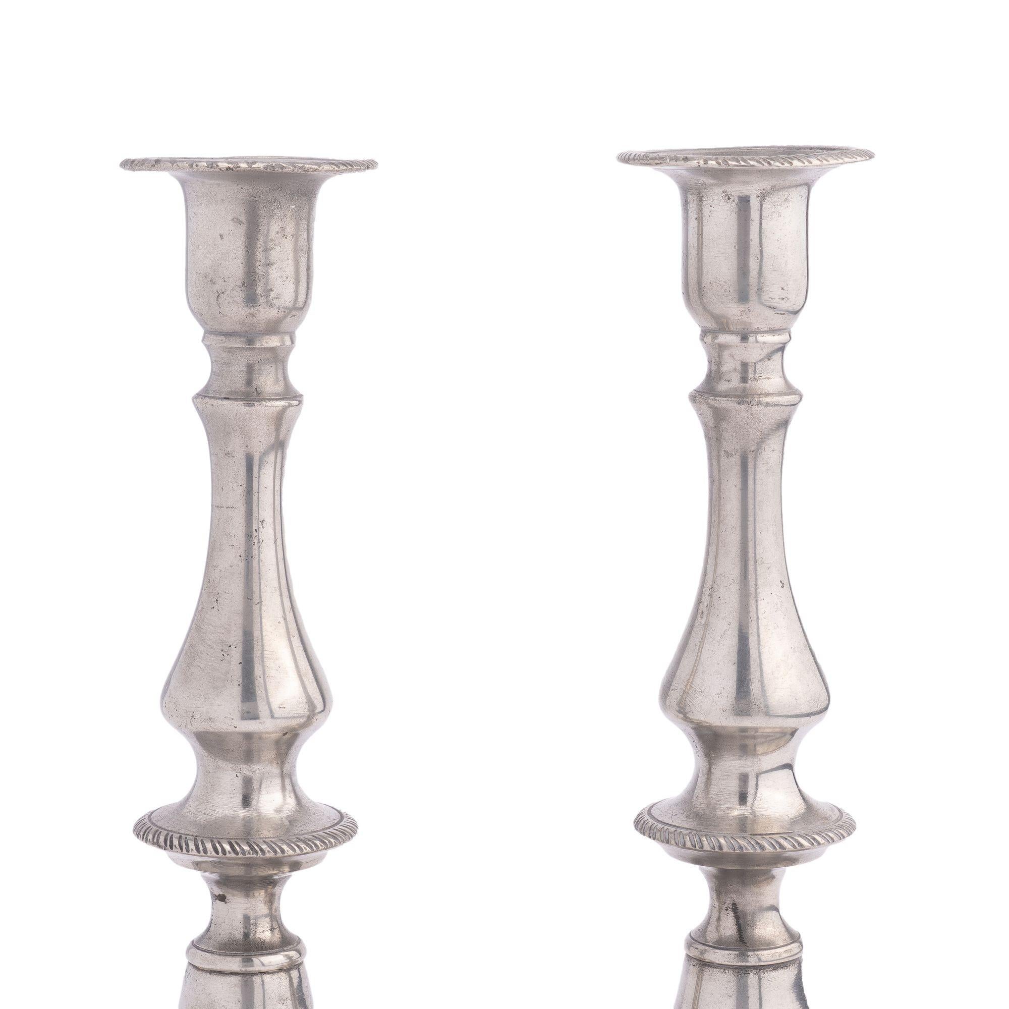 Pair of American Pewter Candlesticks, 1825-1835 In Good Condition In Kenilworth, IL