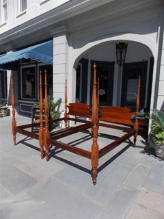 Pair of American Sheraton Mahogany Four-Poster Reeded Twin Beds, Circa 1820