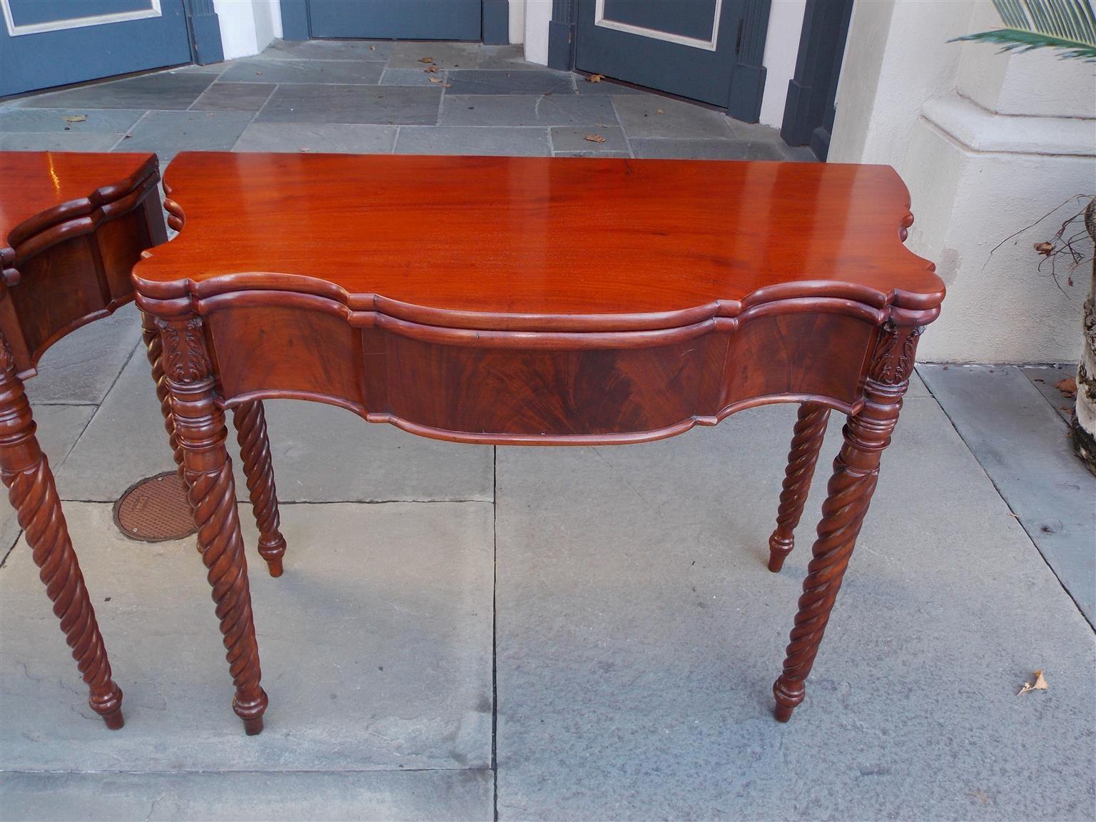 Pair of American Sheraton Mahogany Serpentine Game Tables, Circa 1820 In Excellent Condition In Hollywood, SC