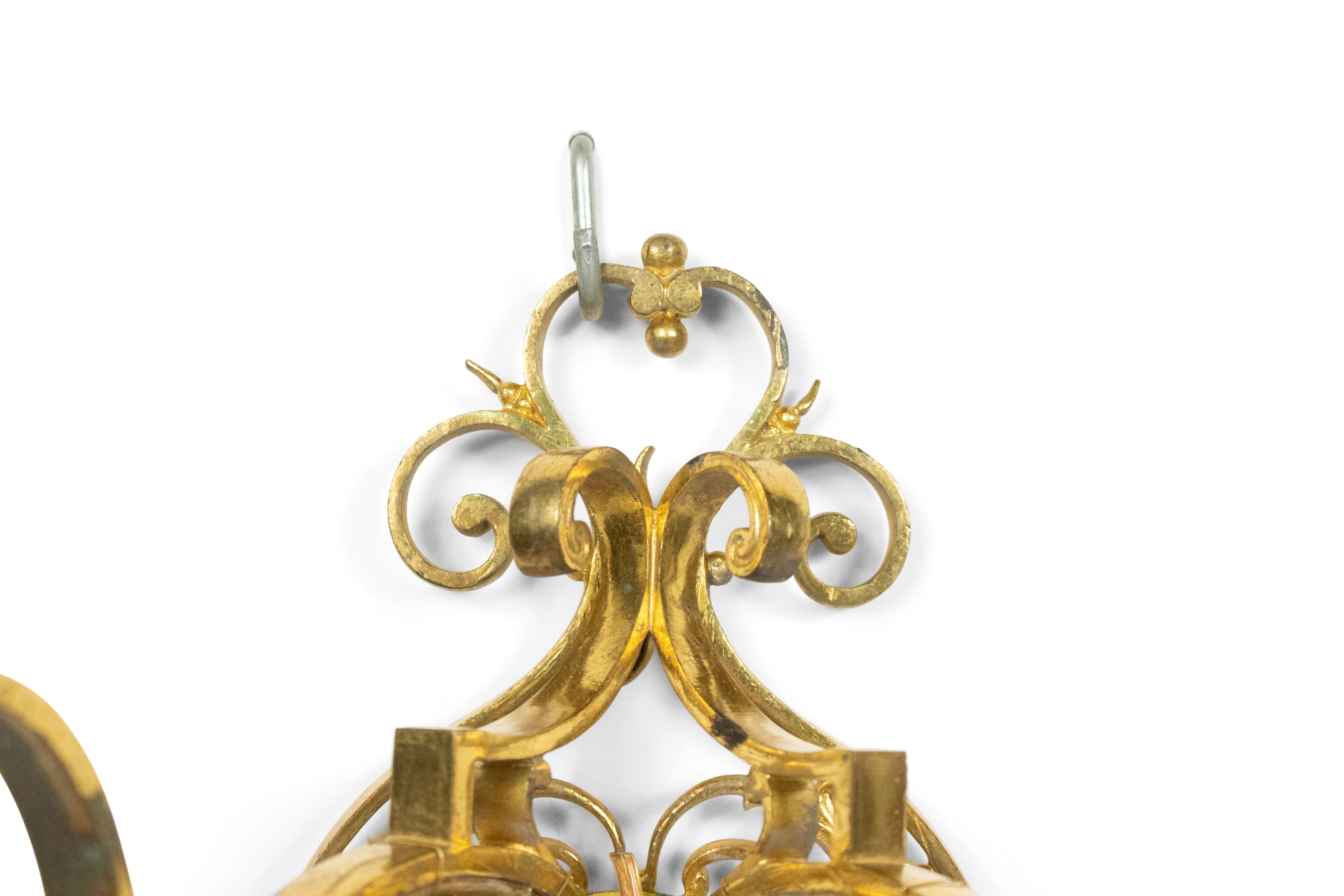 Pair of American Victorian Brass Filigree Oil Wall Sconces In Good Condition For Sale In New York, NY