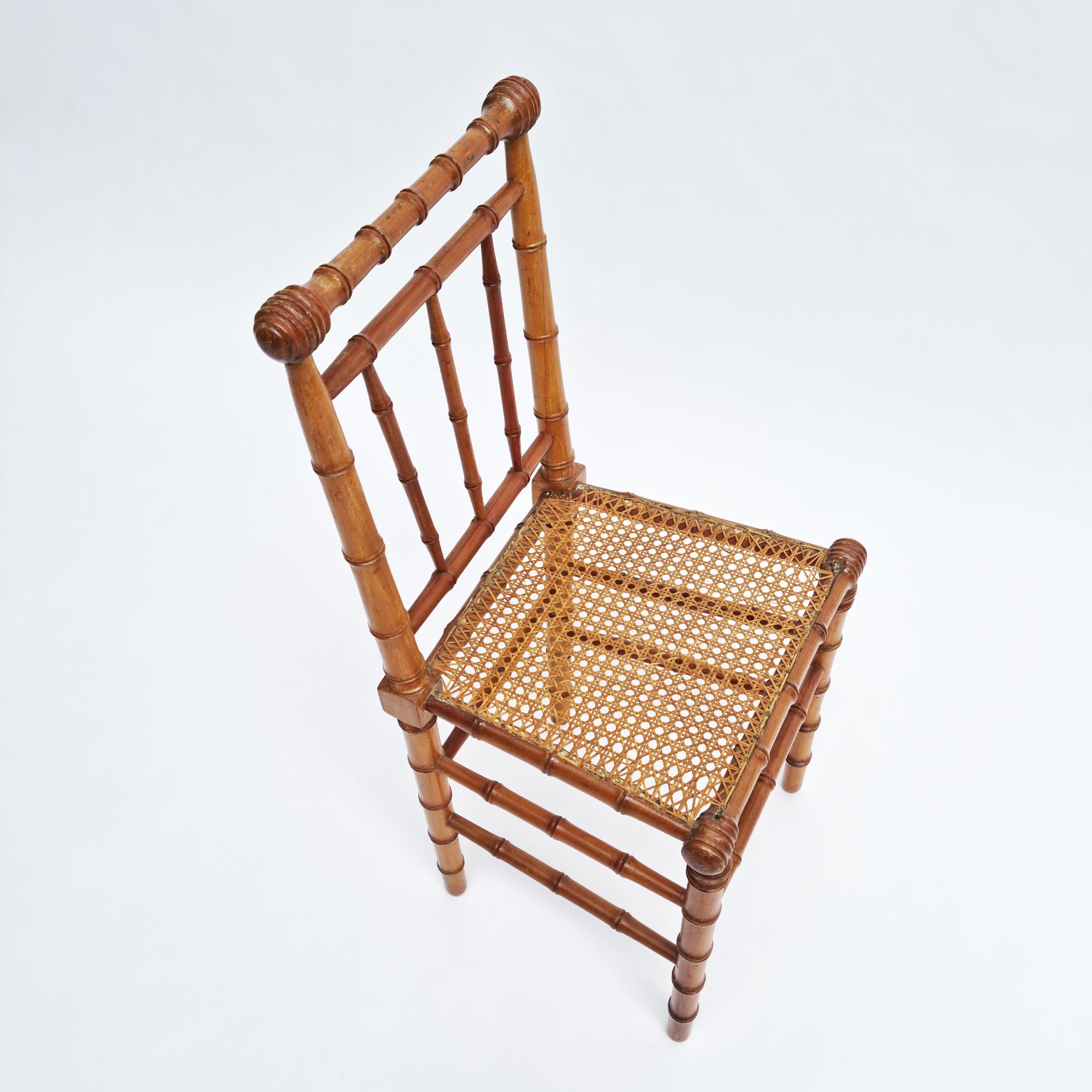 Bambù Coppia di poltrone vittoriane americane in finto bambù, 1880 ca. in vendita