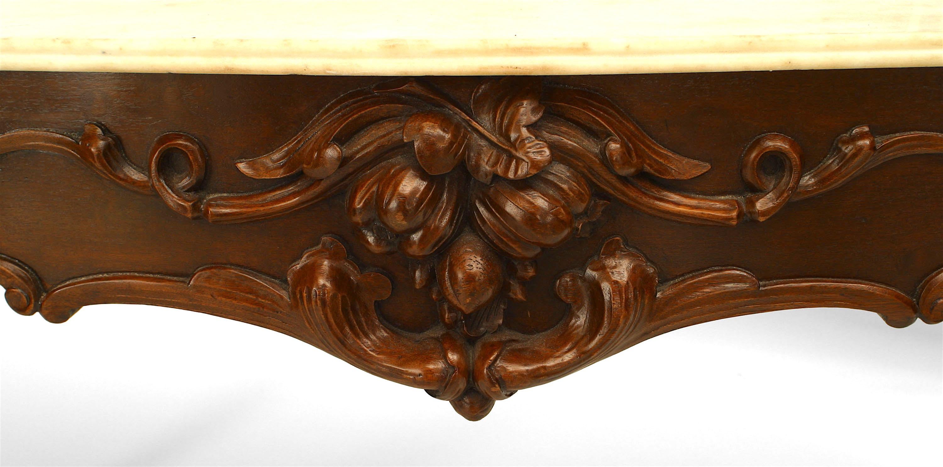 Pair of American Victorian Mahogany Marble Console Tables In Good Condition For Sale In New York, NY