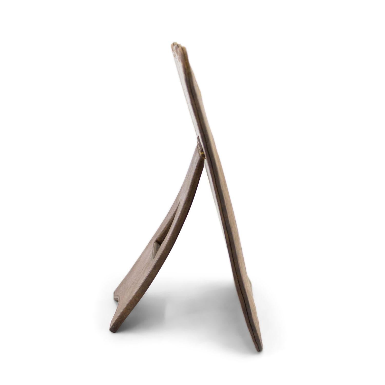 Ein Paar American Victorian Tan Leder Bilderrahmen (amerikanisch) im Angebot