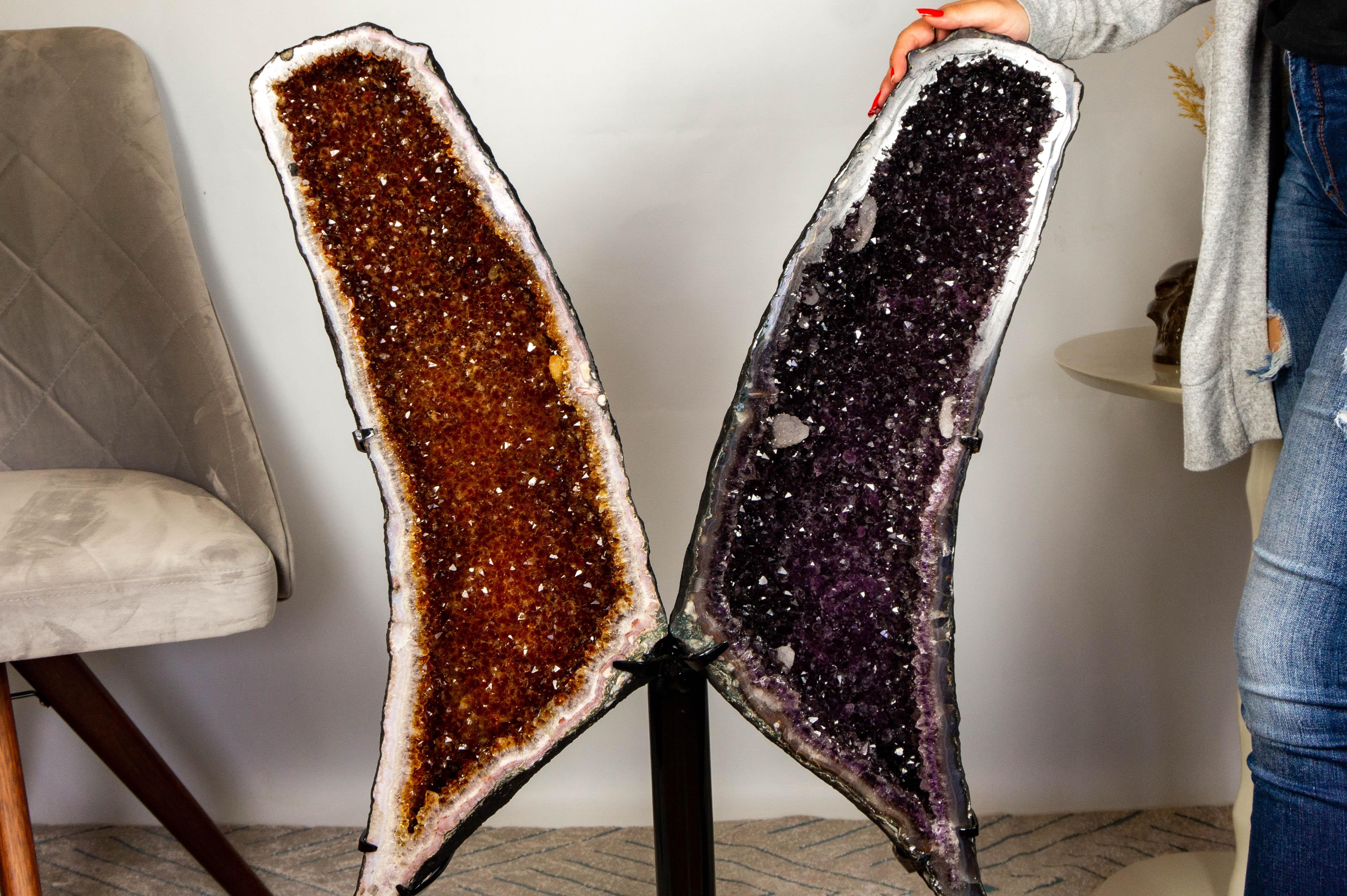 Pair of Amethyst and Citrine Cut as Angel Butterfly Wings Sculpture In Excellent Condition For Sale In Ametista Do Sul, BR