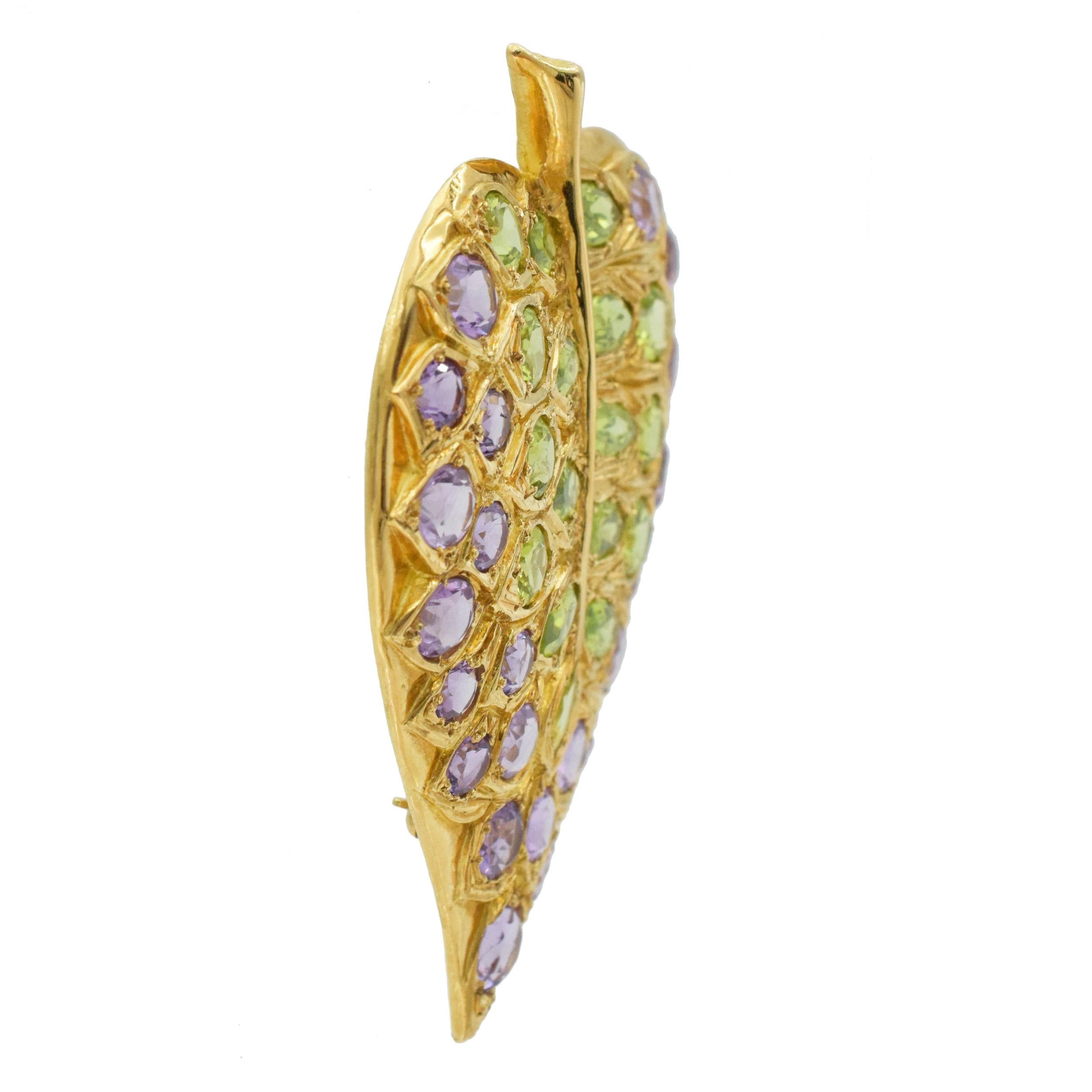 Pair of Amethyst and Peridot Leaf Brooches In Excellent Condition For Sale In New York, NY