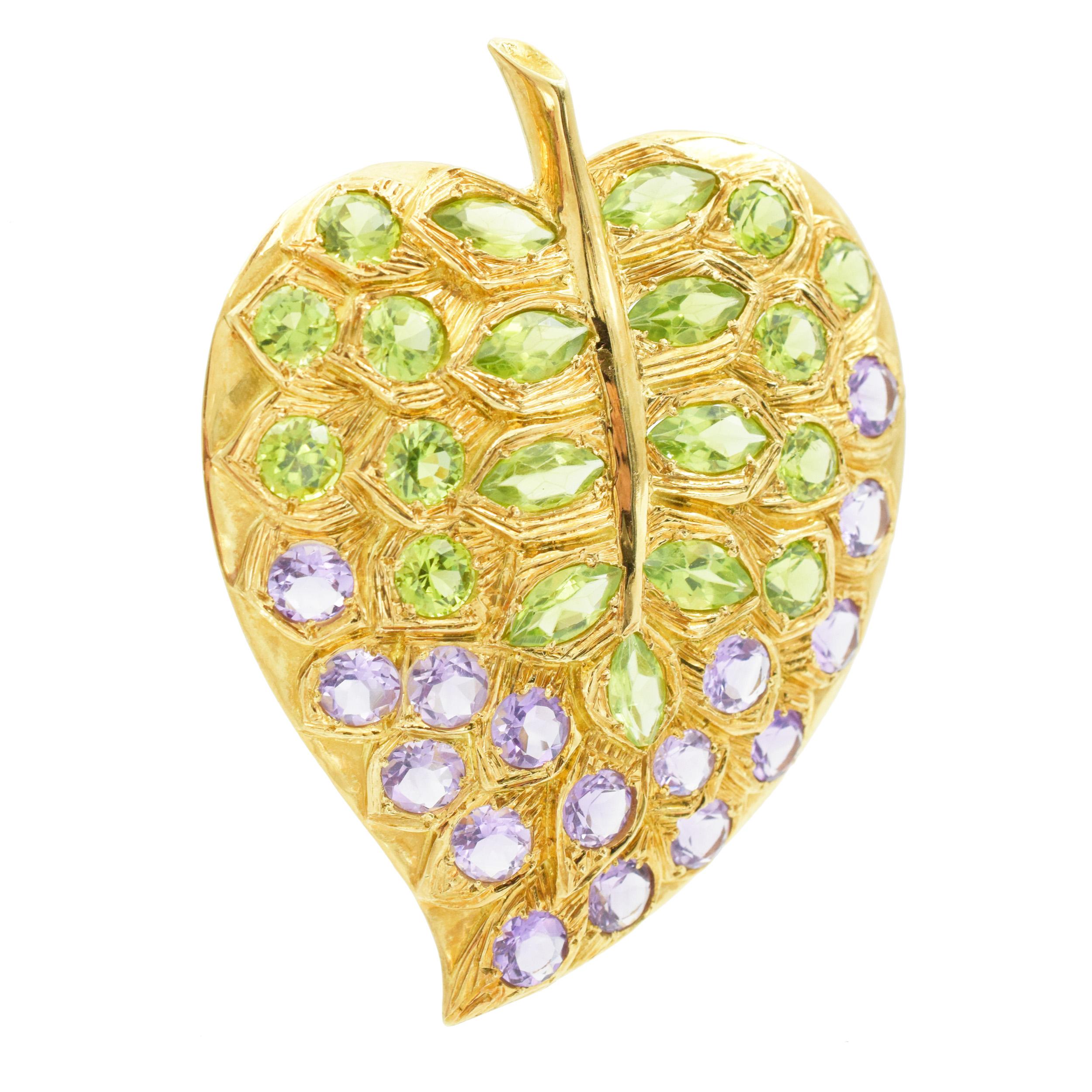 Pair of Amethyst and Peridot Leaf Brooches For Sale 3