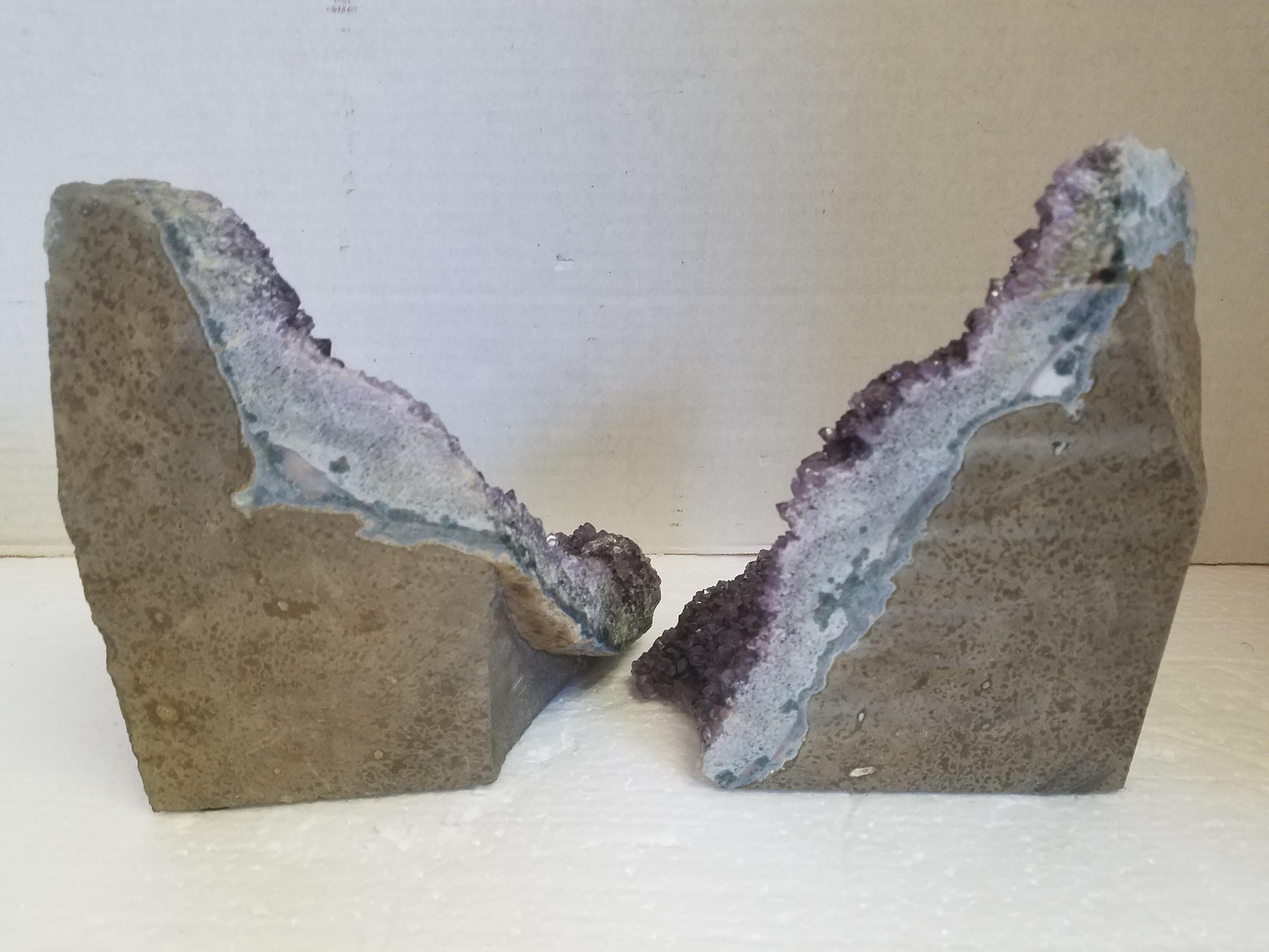 Pair of Amethyst Bookends In Good Condition For Sale In Livingston, NJ