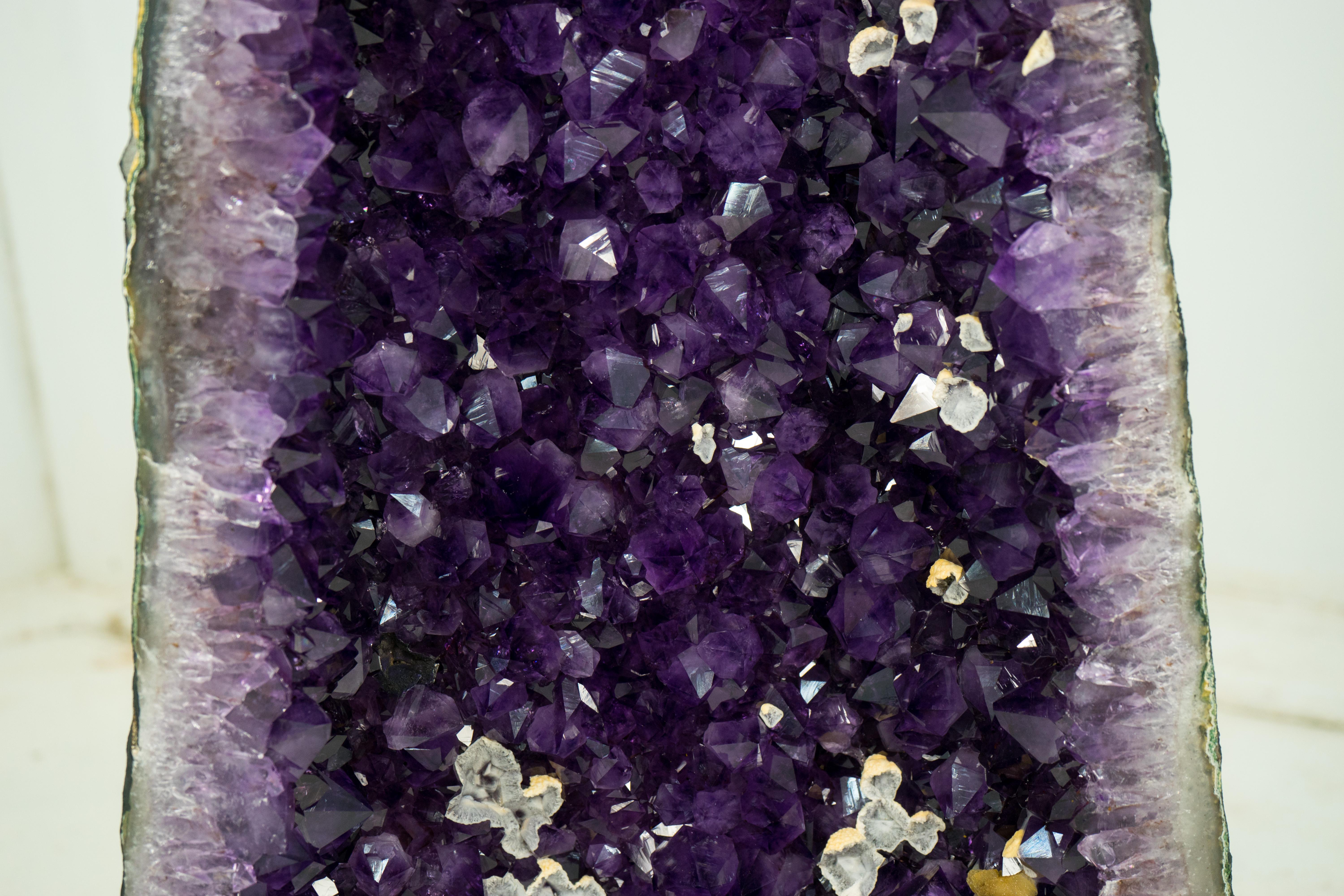 Pareja de Geodas Catedral de Amatista con Calcita Grande sobre Amatista Violeta-Púrpura Cristal en venta