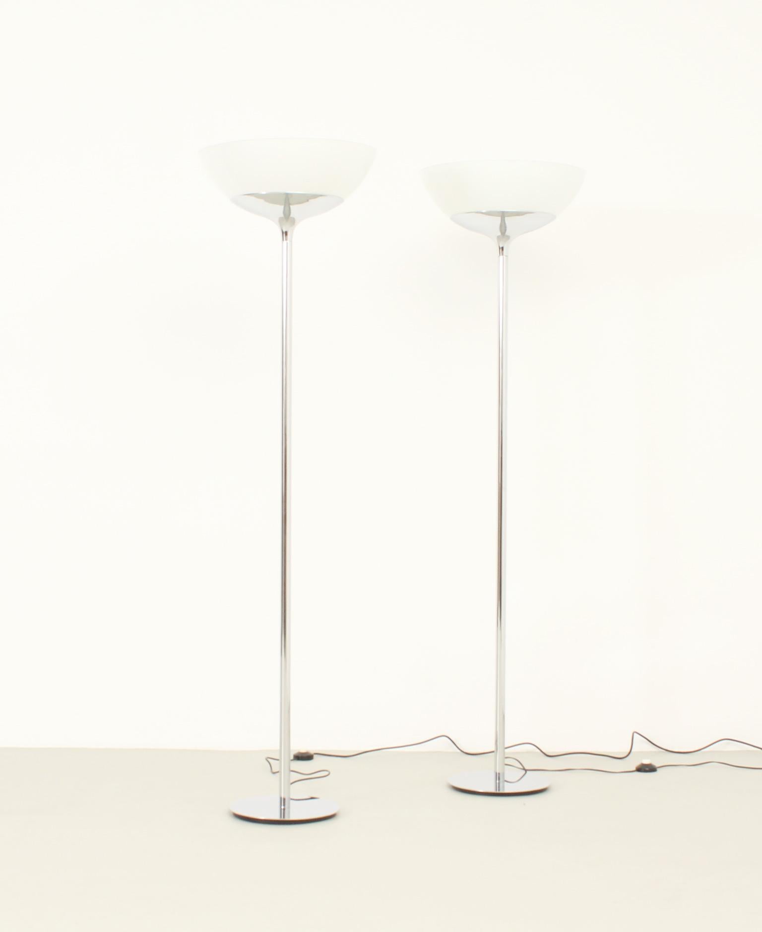 Pair of Aminta Floor Lamps by Emma Scheinberger, Italy, 1966 For Sale 4