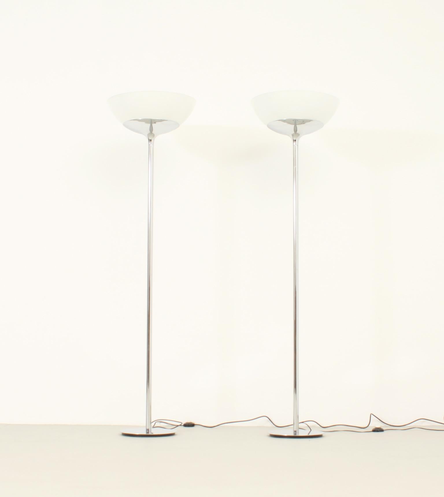 Mid-20th Century Pair of Aminta Floor Lamps by Emma Scheinberger, Italy, 1966 For Sale