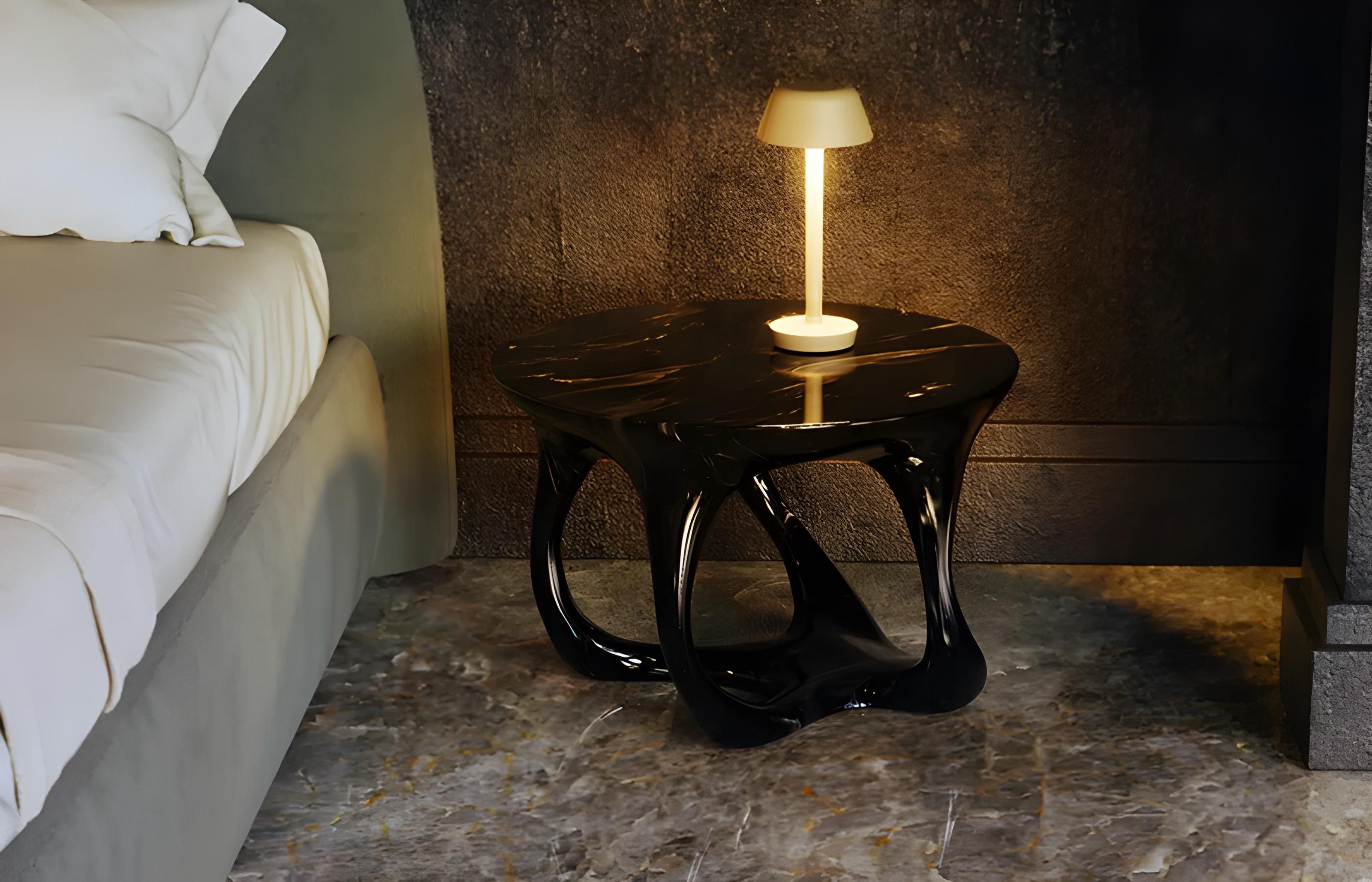 Portuguese Pair of Amorph Side Tables in High-Gloss Black Lacquer For Sale