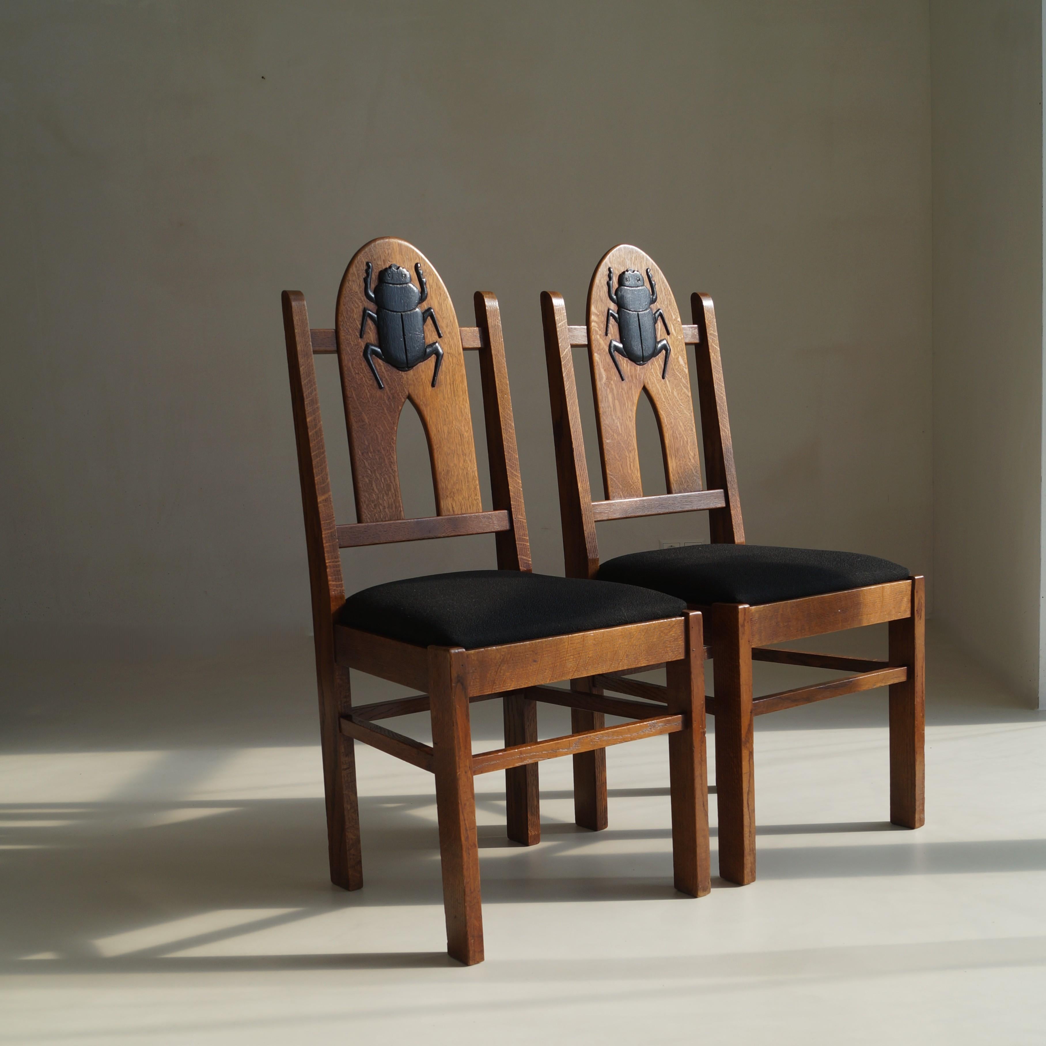Pair of Amsterdam School Chairs with 'Egyptomania' Scarabs on backrest, c. 1925 For Sale 2