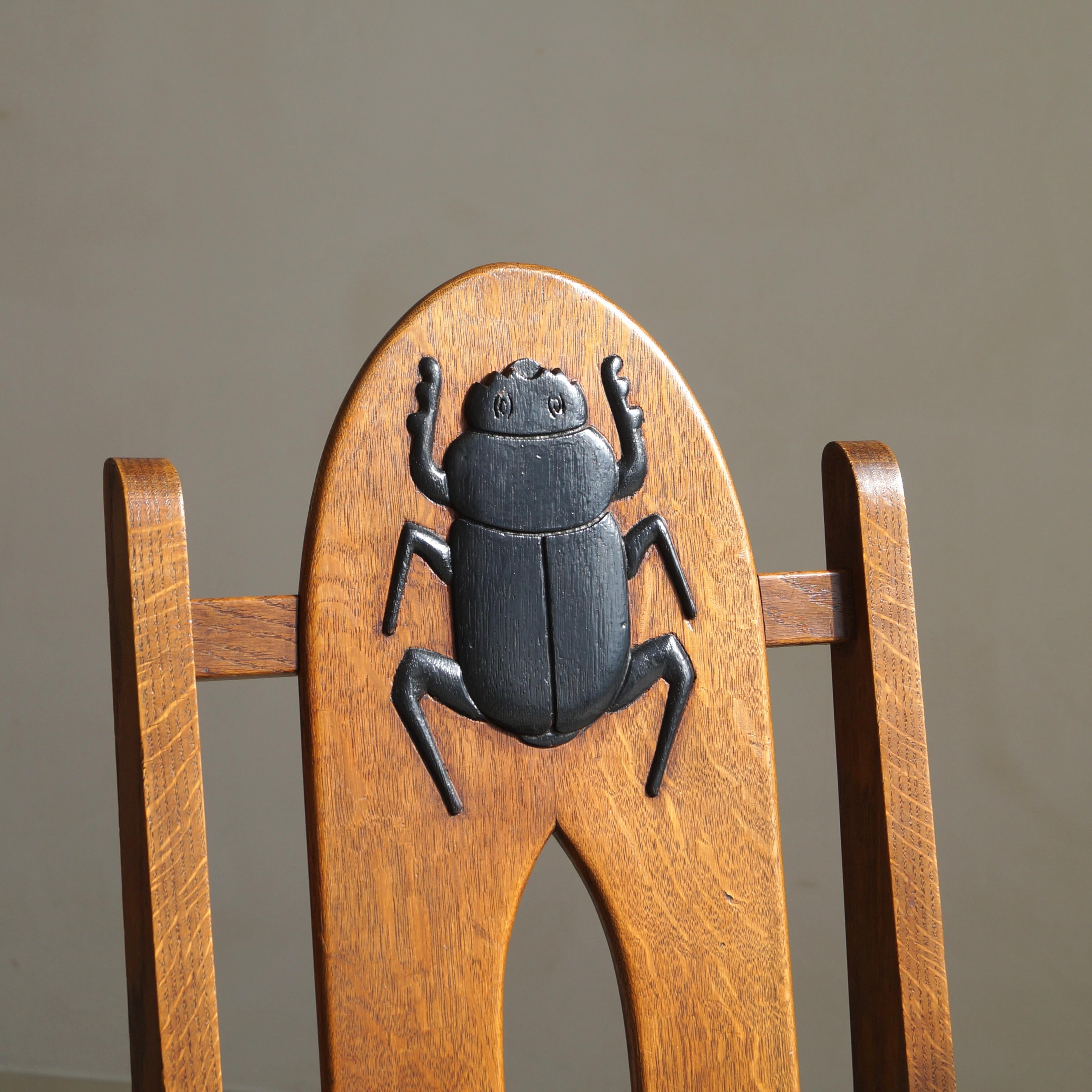 Pair of Amsterdam School Chairs with 'Egyptomania' Scarabs on backrest, c. 1925 For Sale 3
