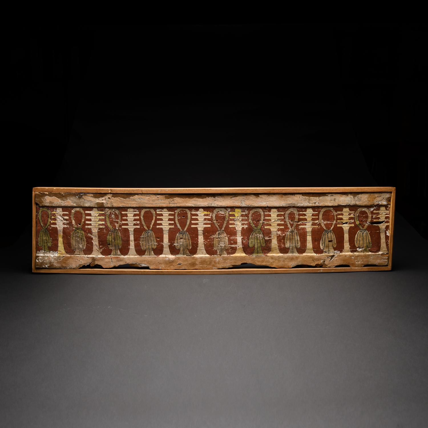 Égyptien Pair of Ancient Egyptian Gesso-Painted Wood Panels en vente