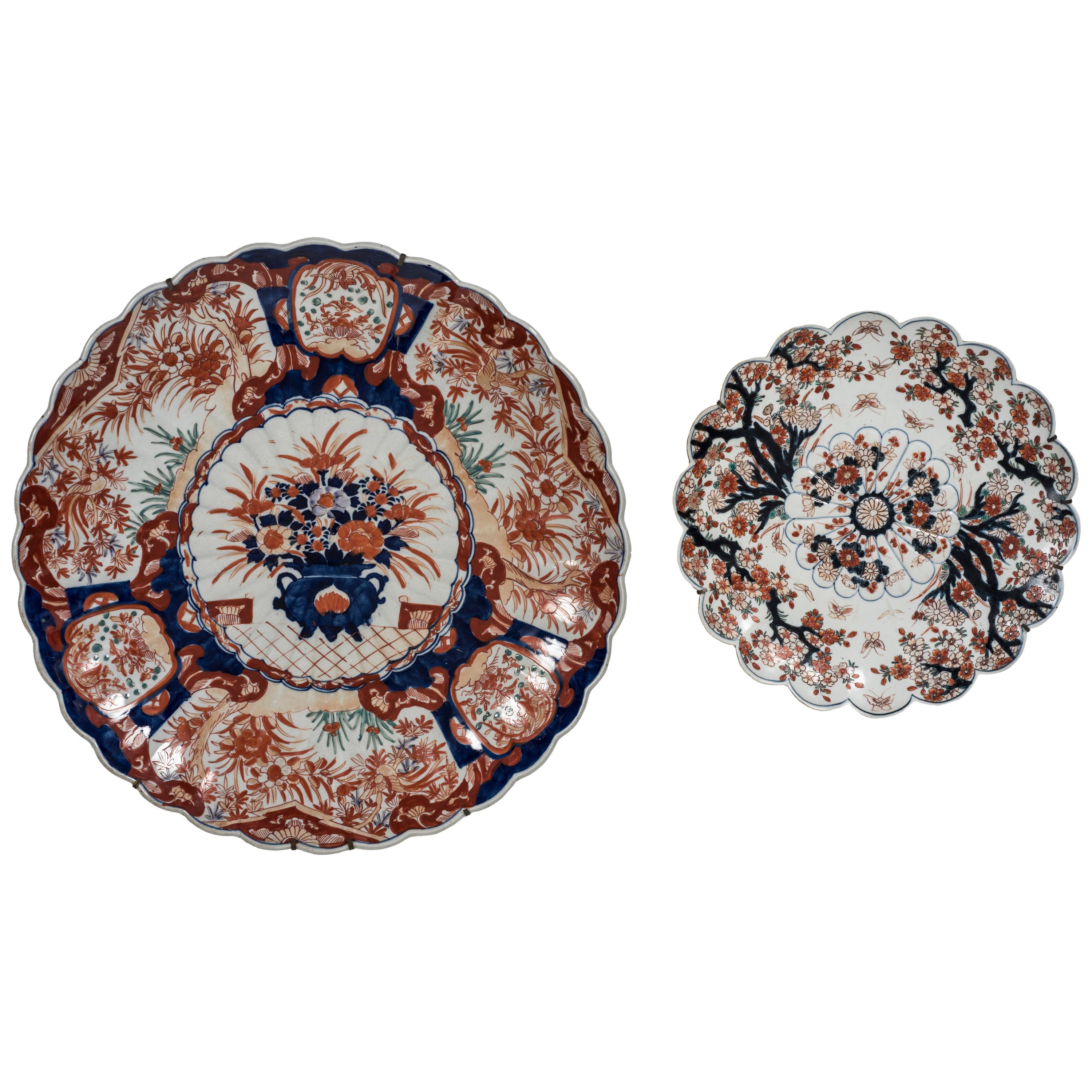 Pair of Ancient Japanese Plates, Japan, 19th Century For Sale