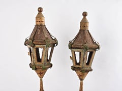 Paire d'anciennes lampes lanternes de procession:: tôle peinte Venise:: époque 1700