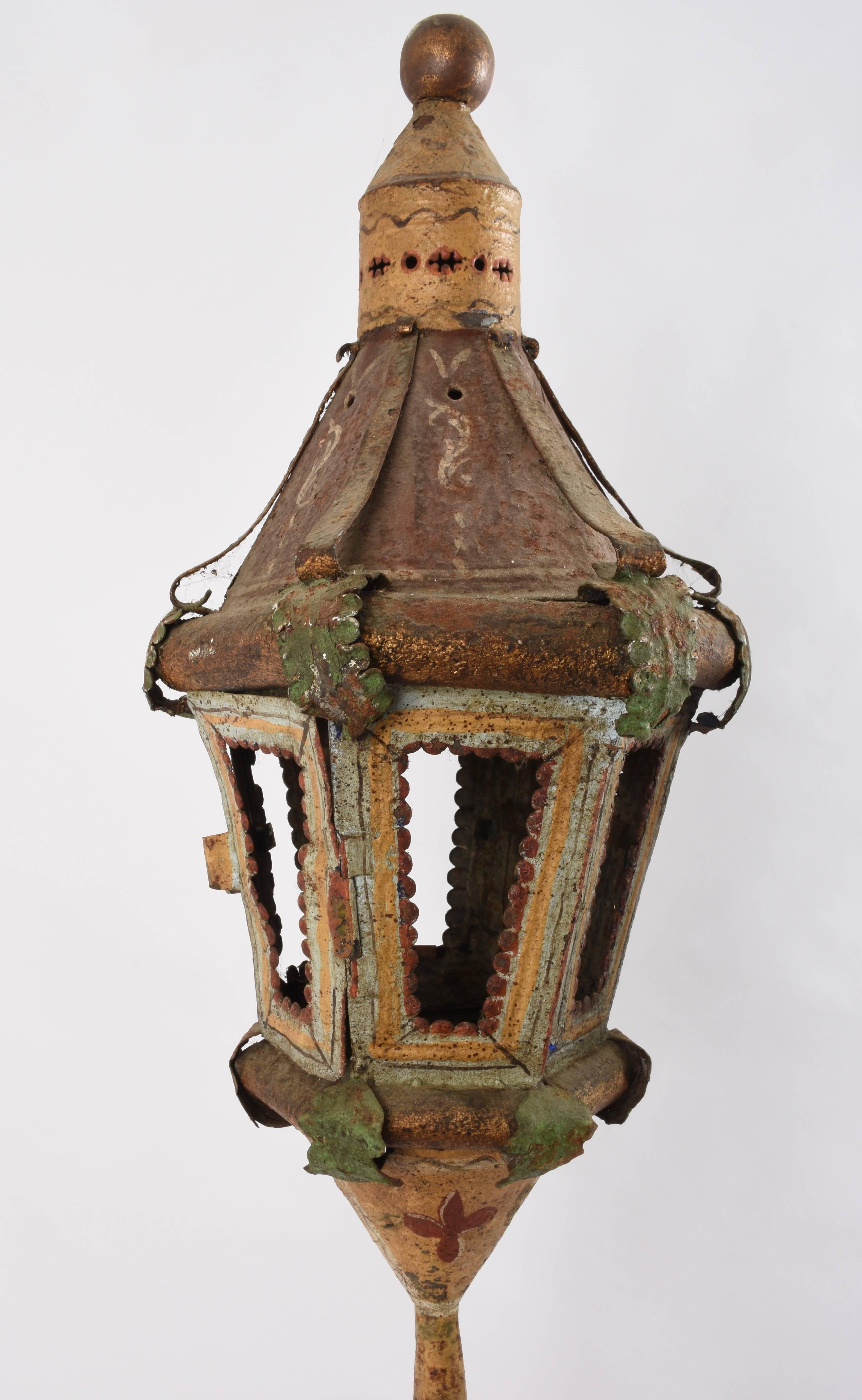 18th Century Pair of Ancient Processional Lantern Lamp, Painted Sheet Metal Venice, 1700 Era