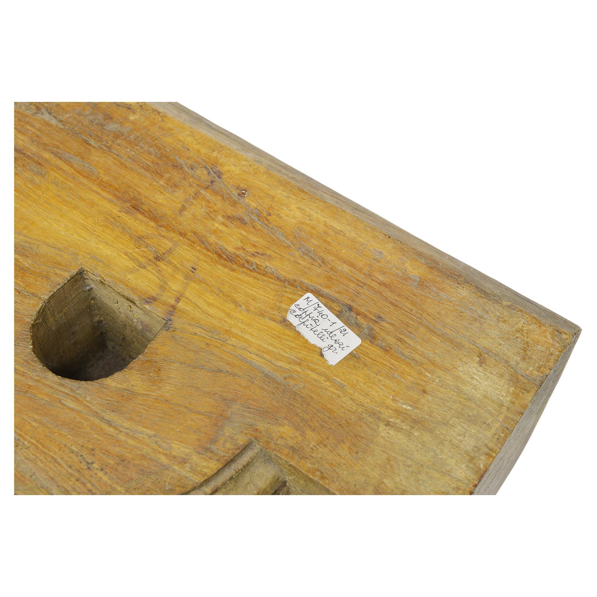Paire d'anciennes demi-capiteaux en bois Excellent état - En vente à Alessandria, Piemonte