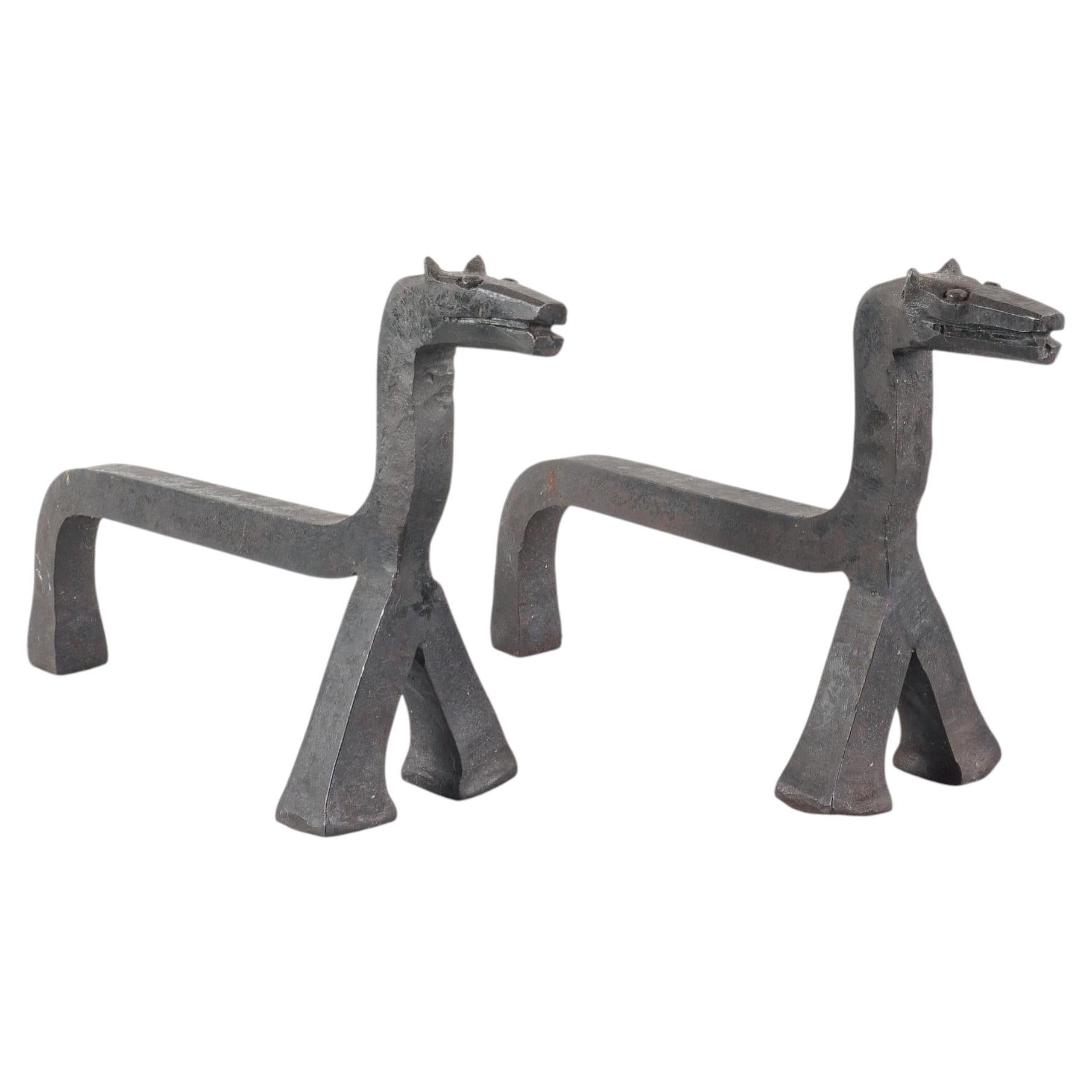 Soportes para leña de hierro forjado, de autor desconocido, Francia, hacia 1960, con motivos de animales