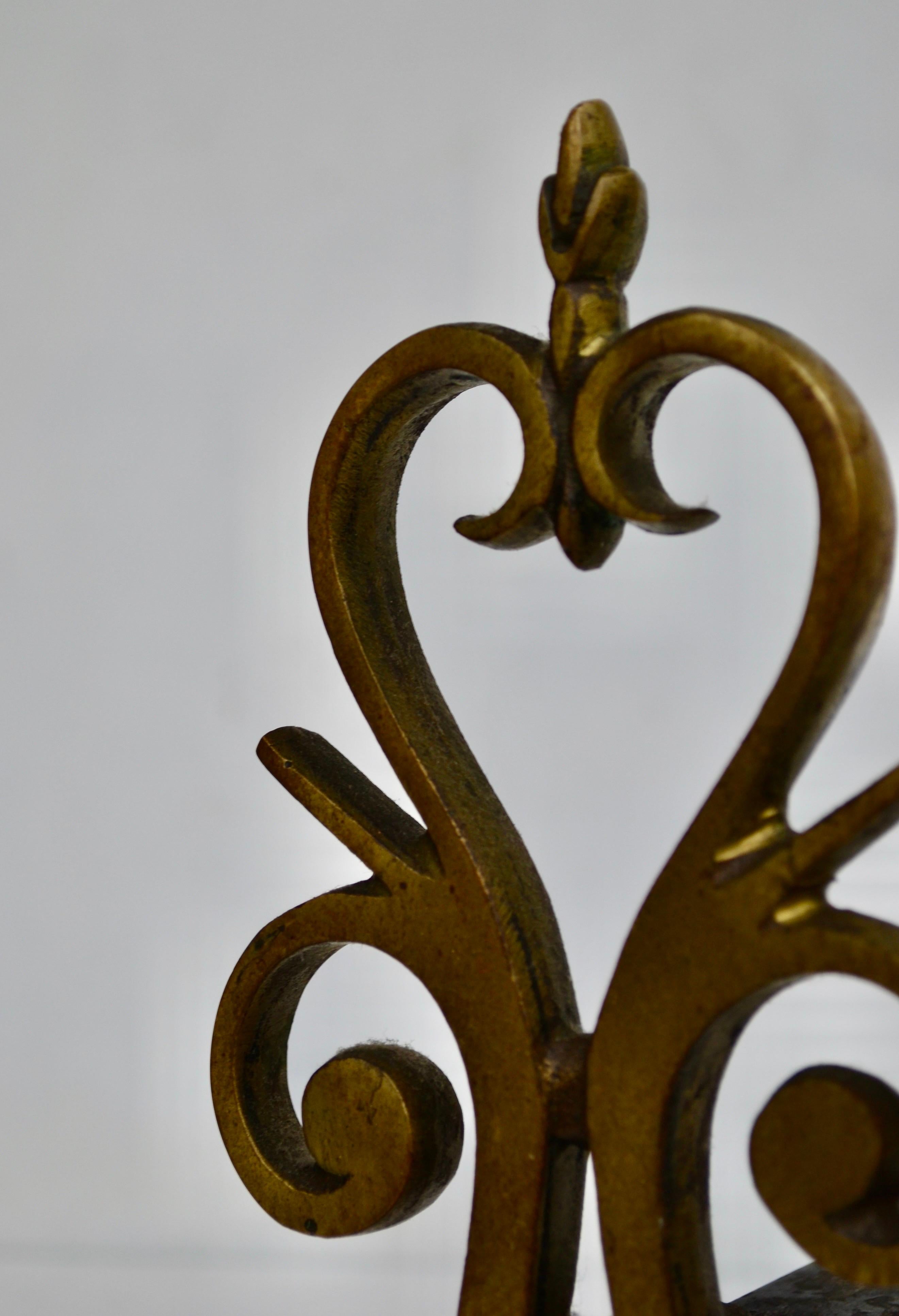 Mid-Century moderno Coppia di androni in bronzo e acciaio Francia, 1950 circa in vendita