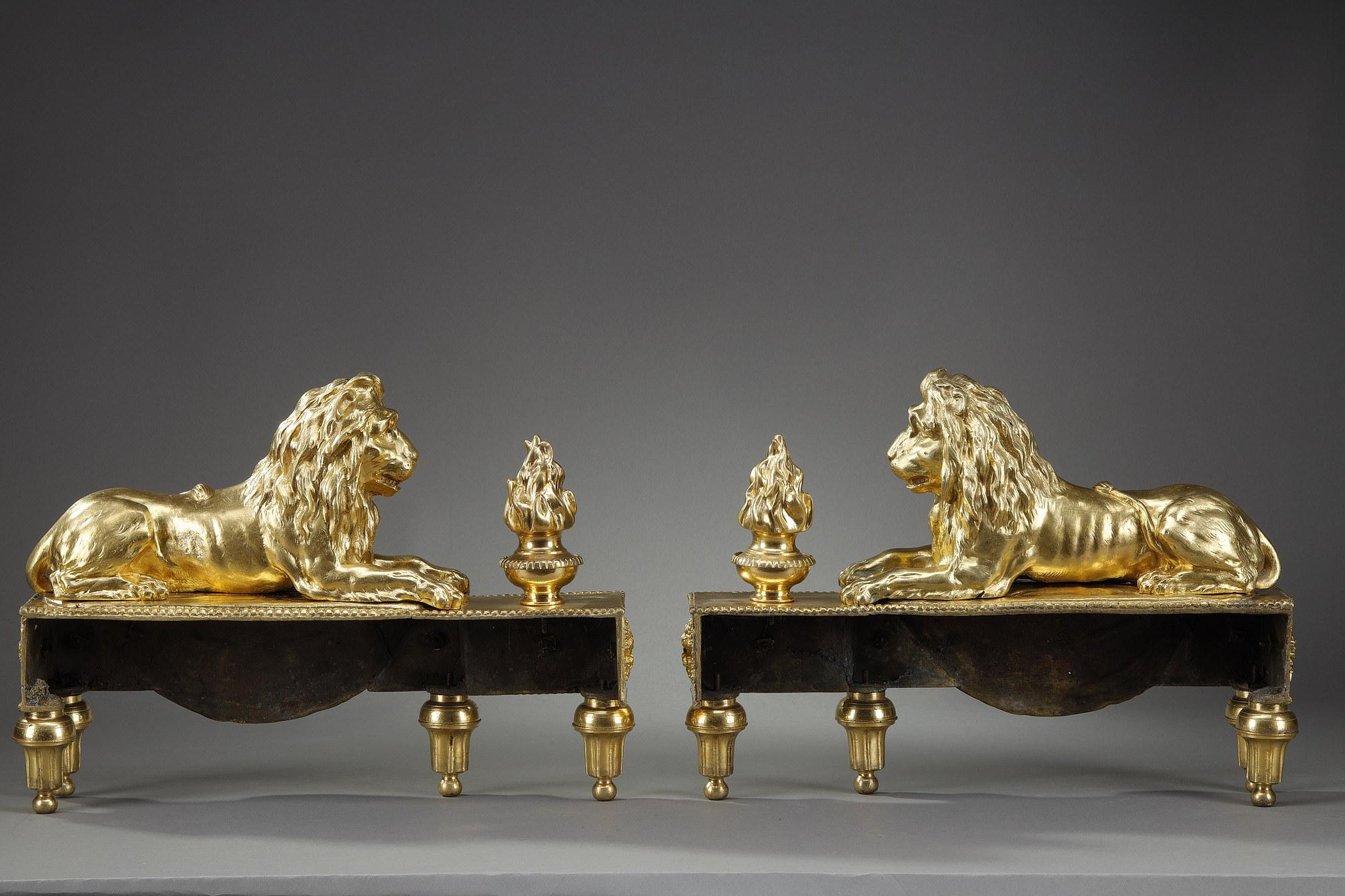 Pair of Andirons with Lions in Gilded and Chiseled Bronze For Sale 9