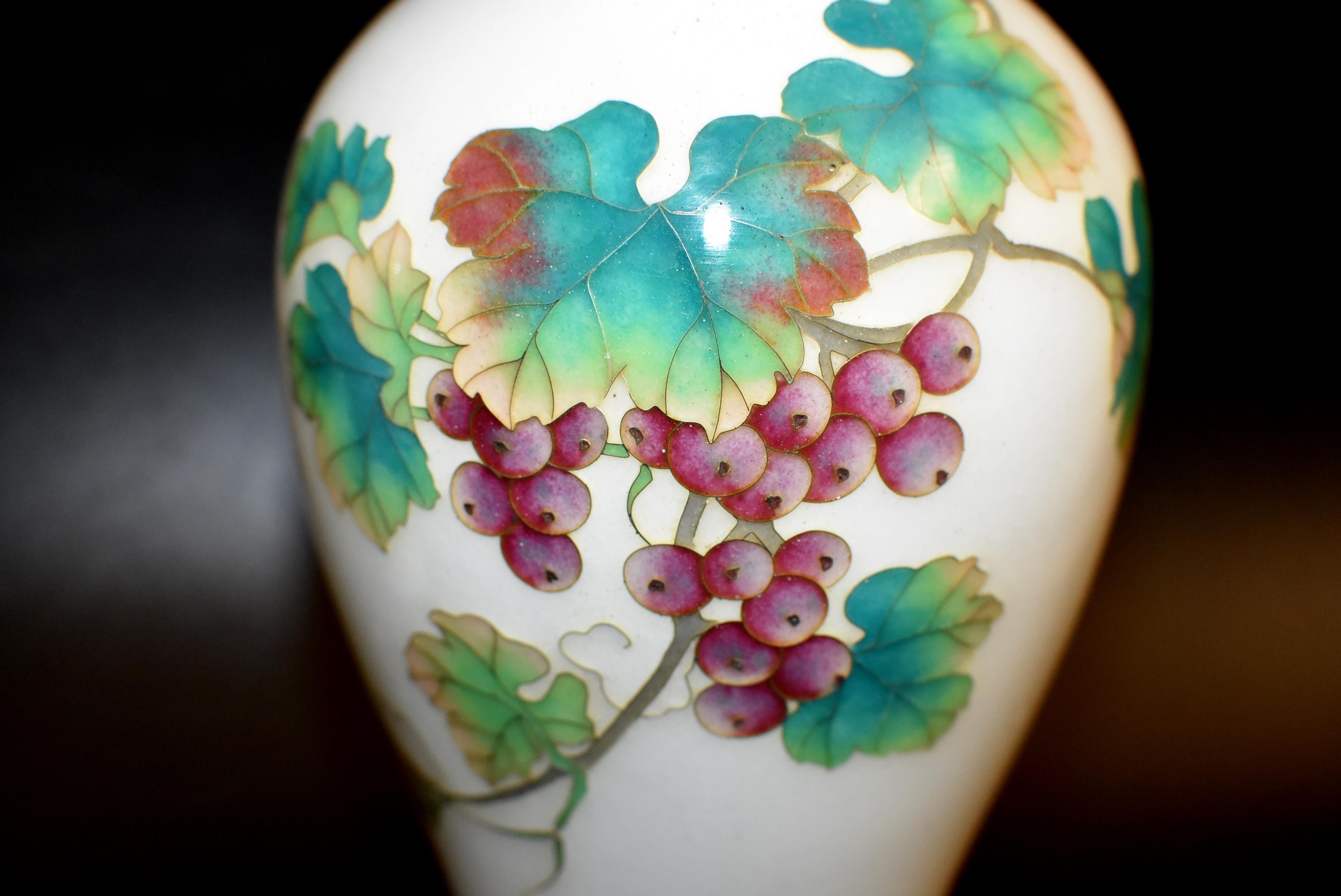 Pair of Ando Jubei Cloisonné Vase, Signed, Grapes In Good Condition In Somis, CA