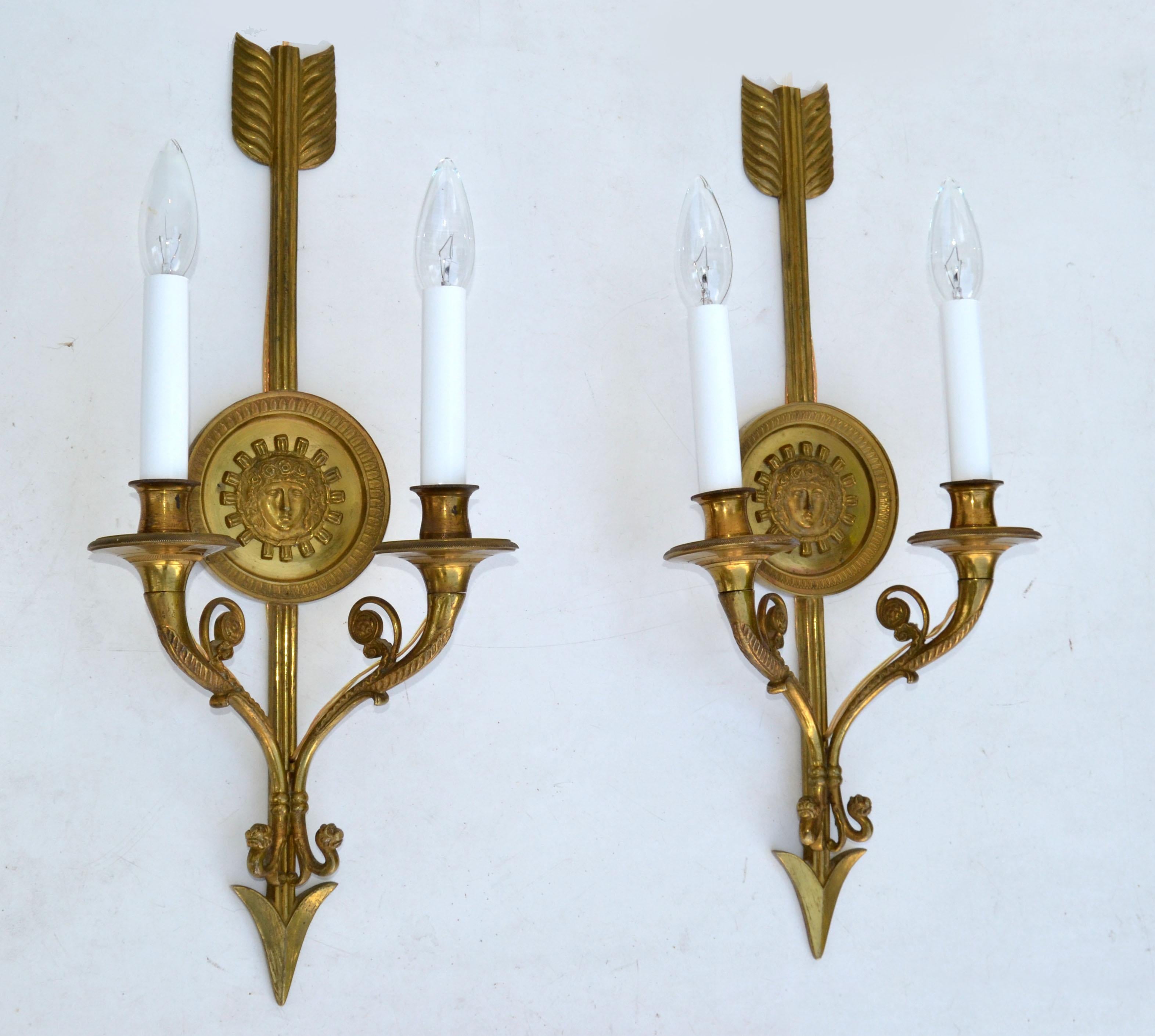Hand-Crafted Pair of Andre Arbus Bronze Arrow Sconces 2 Lights, Wall Lamp French Neoclassical For Sale