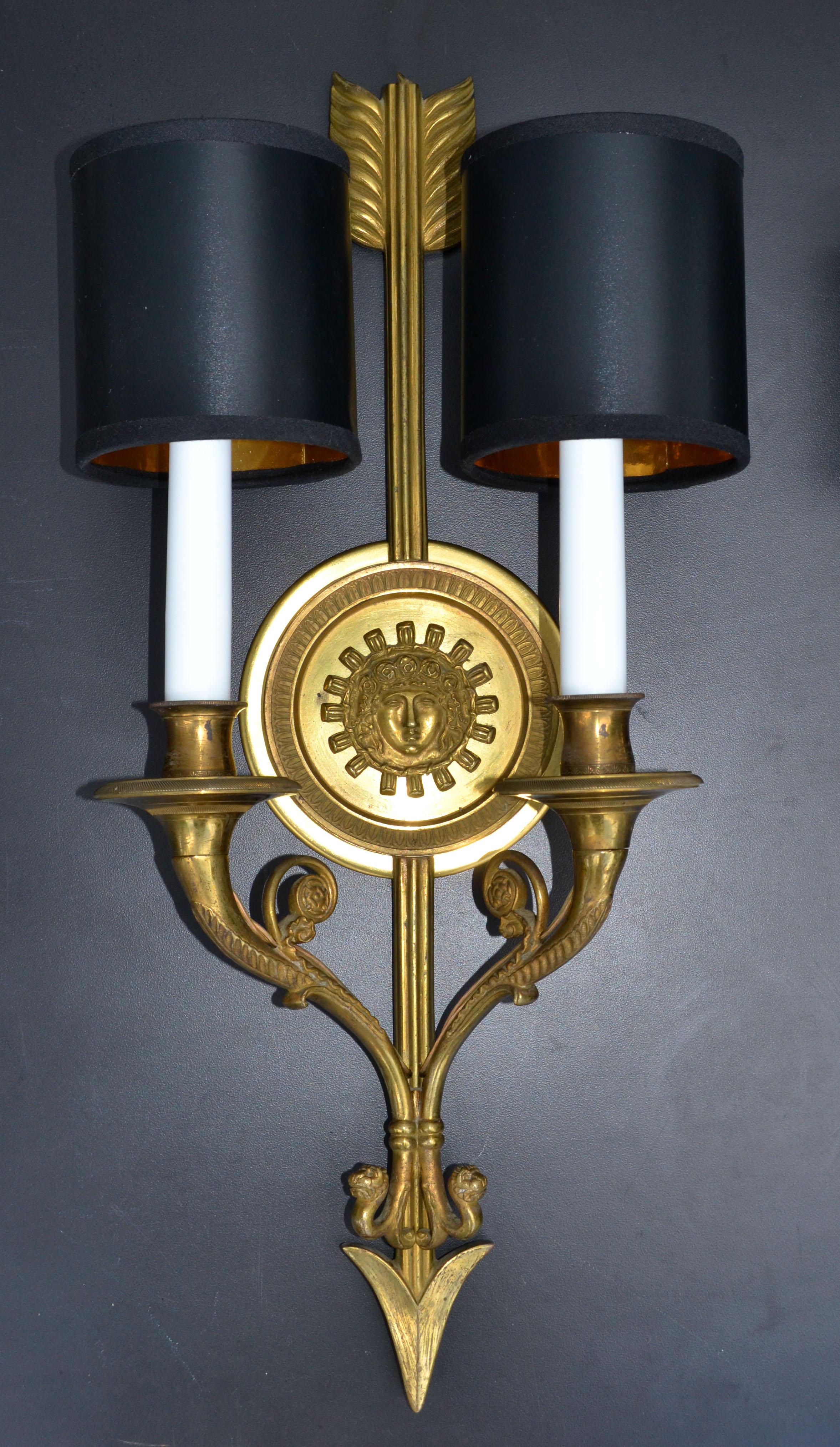 Pair of Andre Arbus Bronze Arrow Sconces 2 Lights, Wall Lamp French Neoclassical For Sale 1