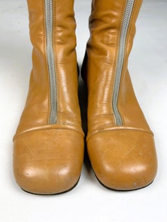 Pair of André Courrèges Collector's boots in camel leather - France, Circa 1980