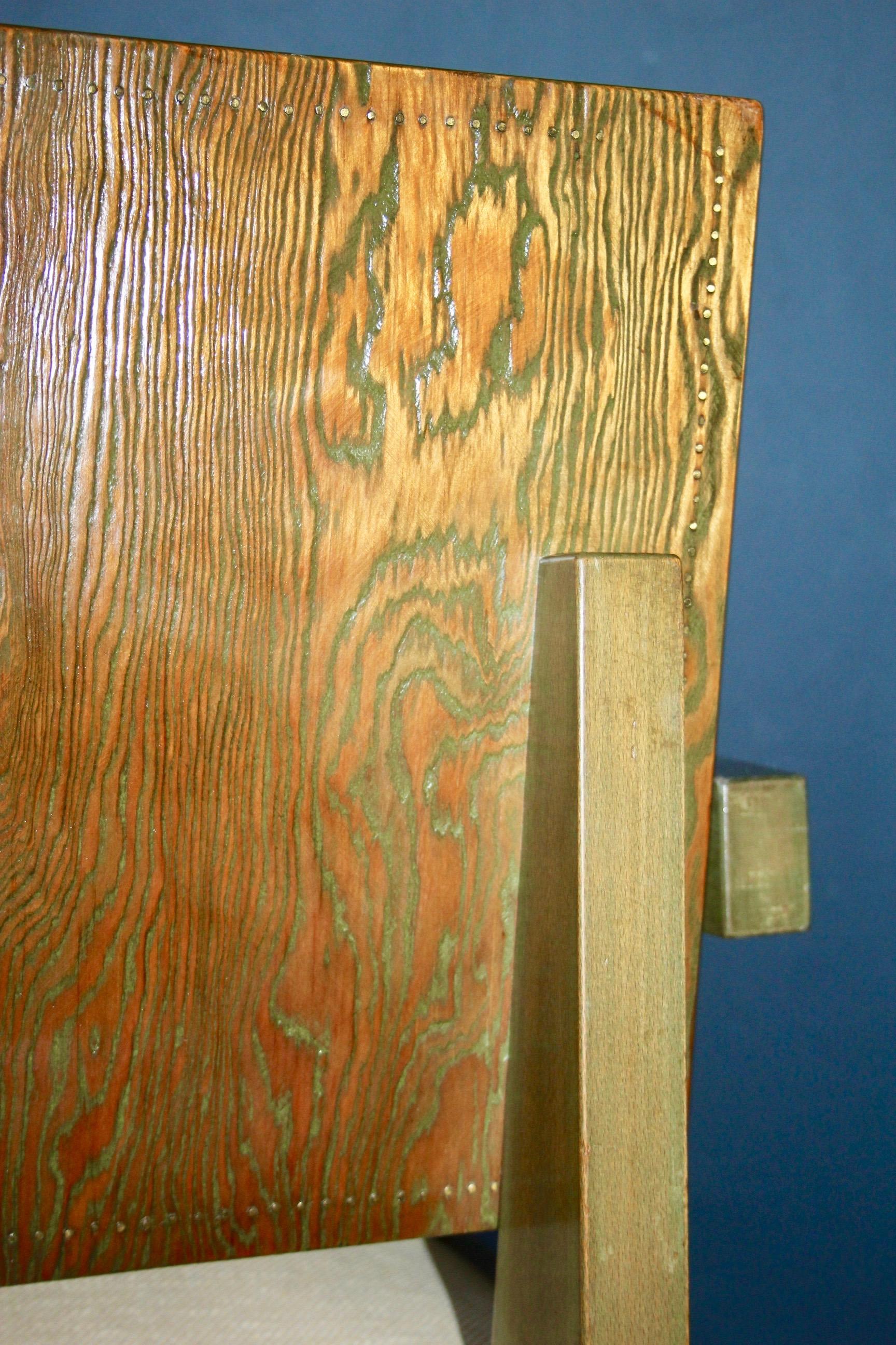 Paire de chaises pont Andre Sornay en pin de l'Oregon teinté, bois ébénisé 1