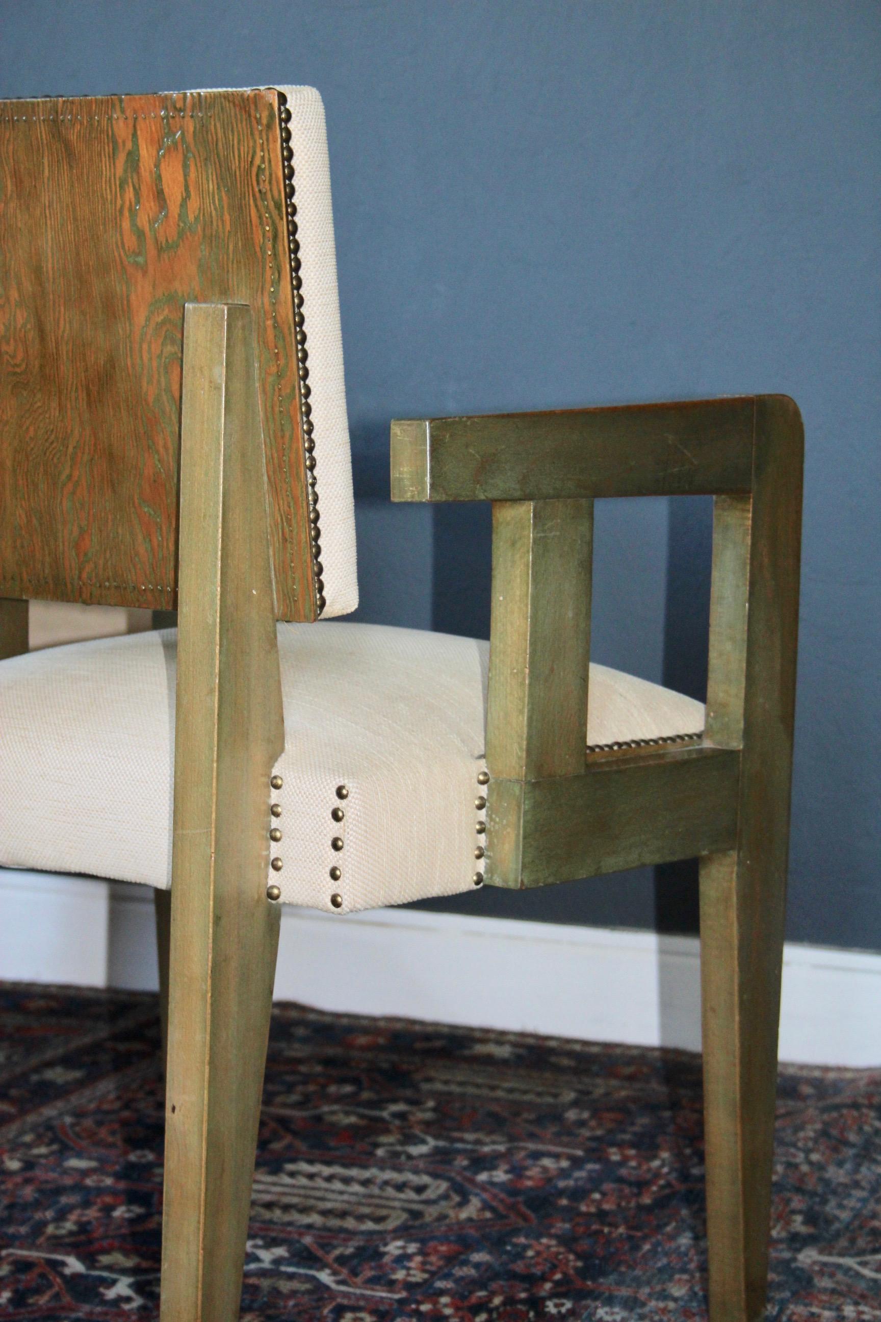 Paire de chaises pont Andre Sornay en pin de l'Oregon teinté, bois ébénisé 2