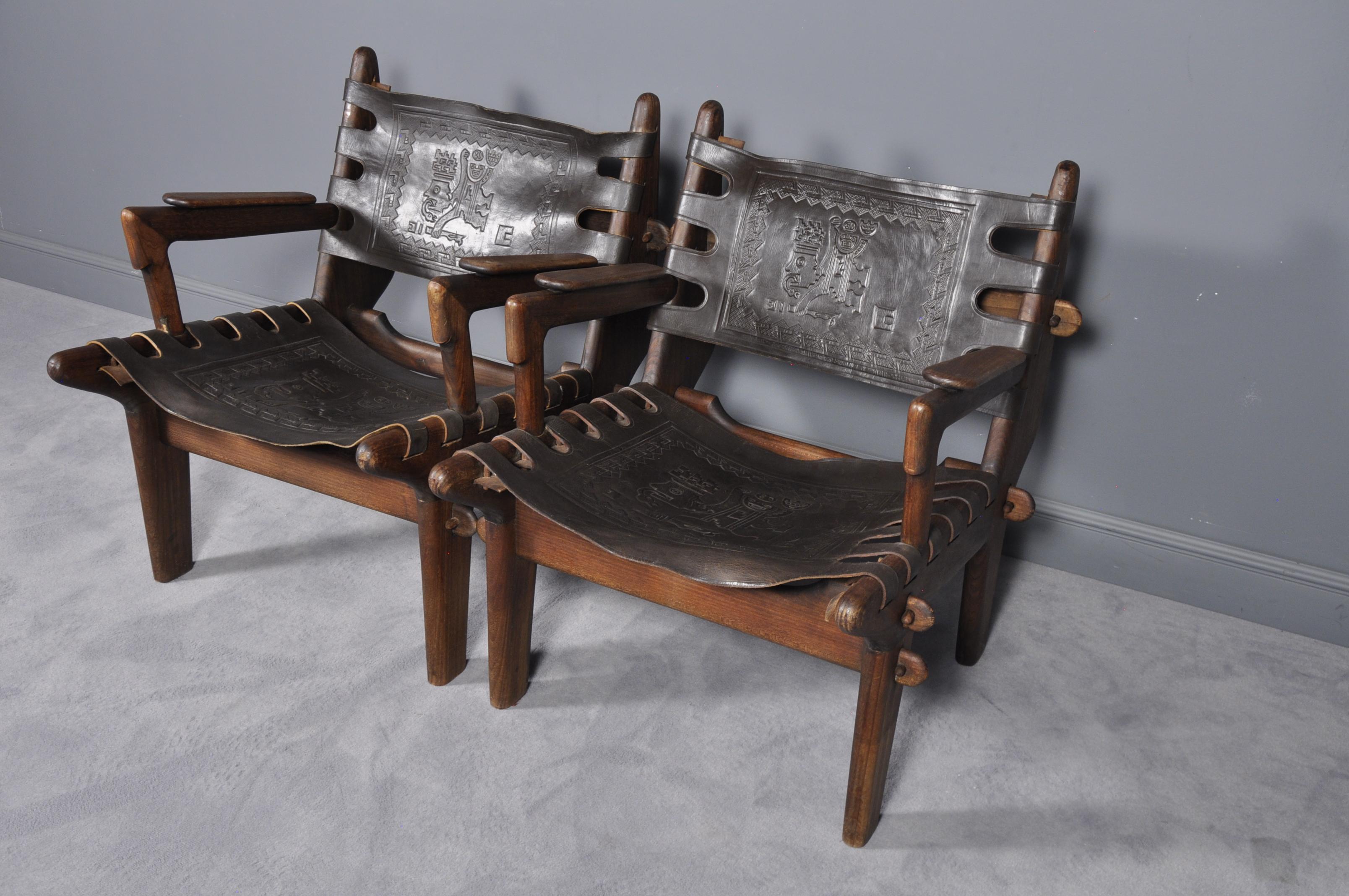 Pair of Angel I. Pazmino Teak and Leather Armchairs for Muebles de Estilo, 1960s In Good Condition In Bucharest, RO