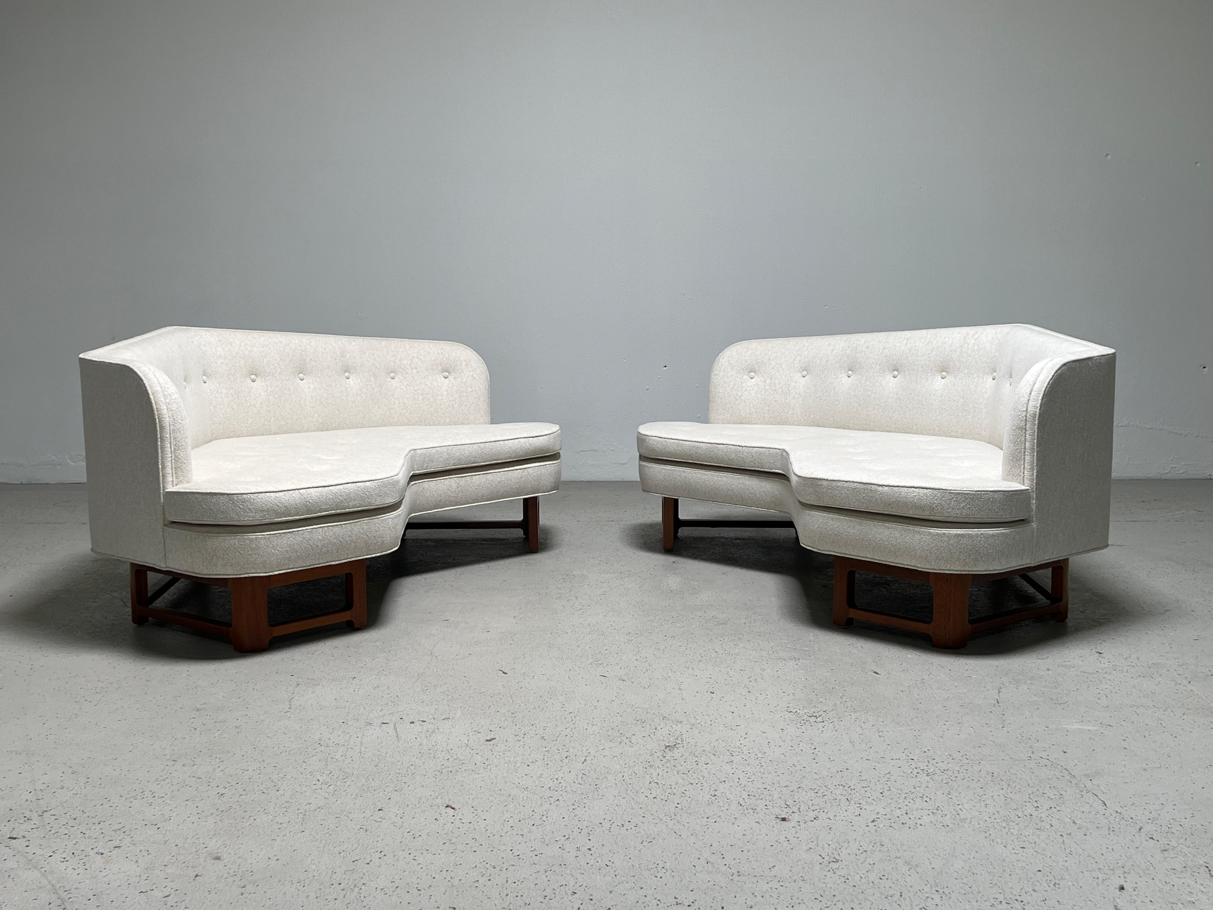 Mid-20th Century Pair of Angled Sofas by Edward Wormley for Dunbar