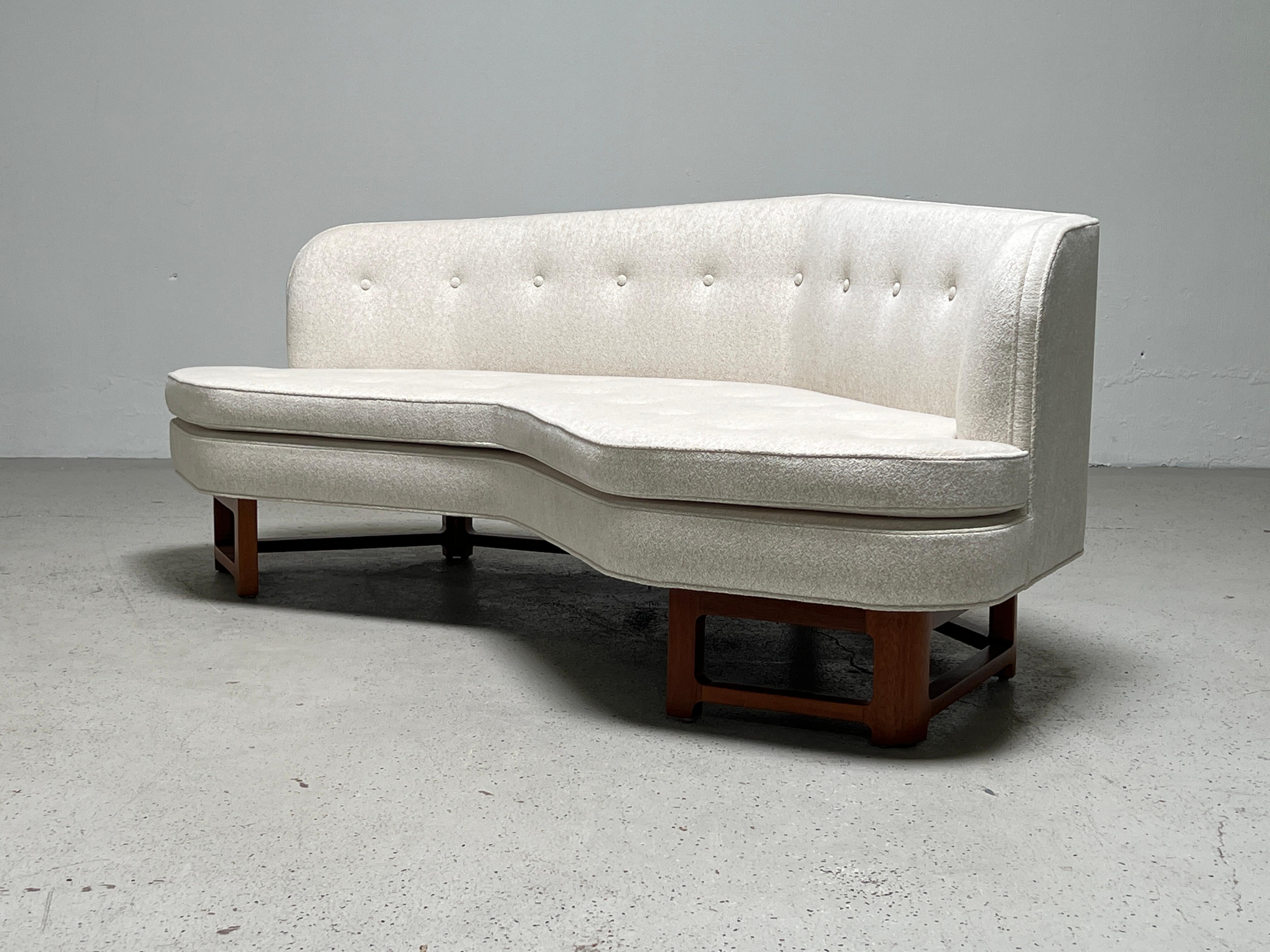Pair of Angled Sofas by Edward Wormley for Dunbar 3
