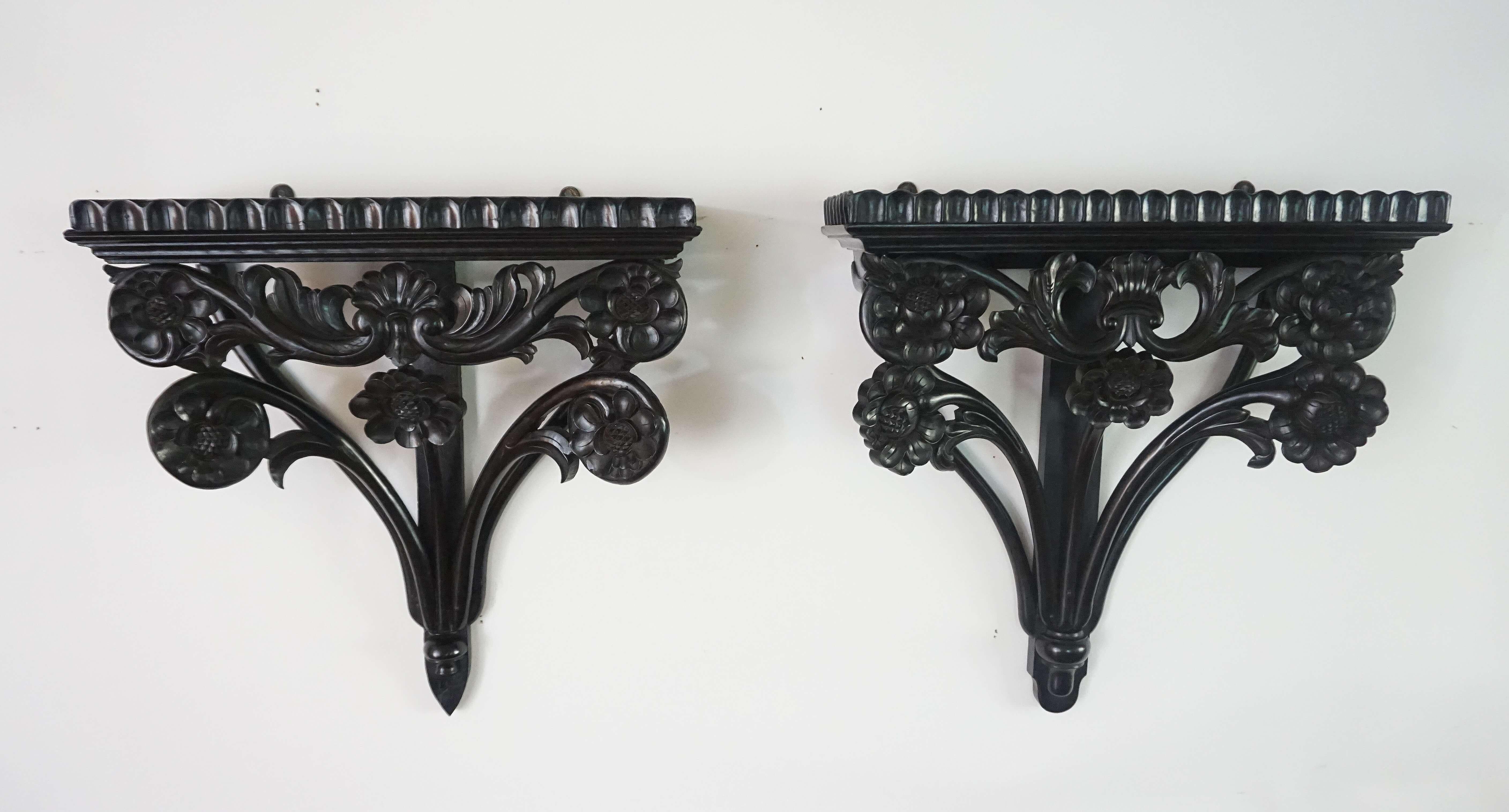 19th Century Pair of Anglo-Ceylonese Carved Ebony Wall Brackets or Shelves, circa 1840 For Sale