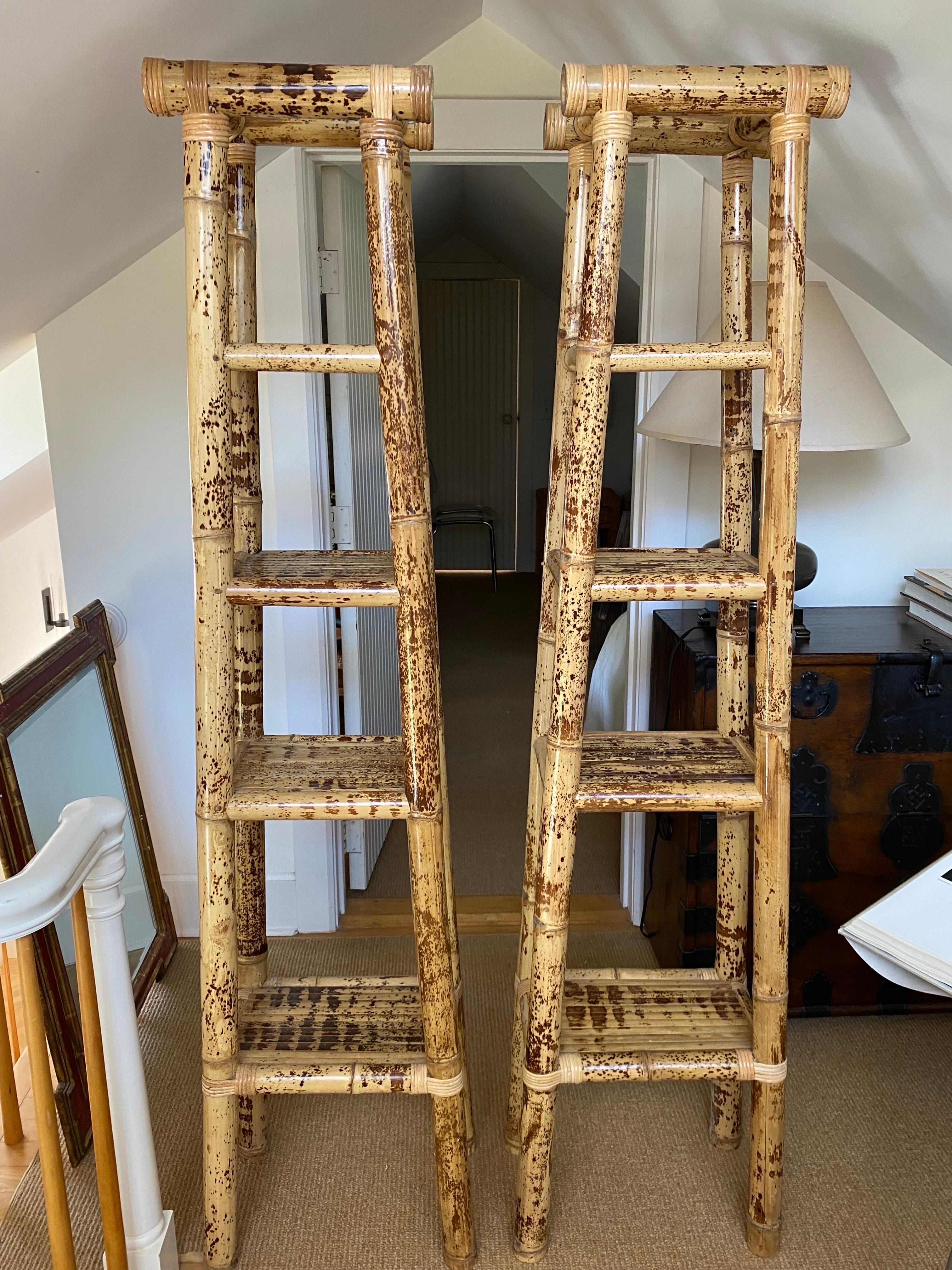 Pair of Anglo-Chinese Bamboo Etageres, 20th Century In Good Condition For Sale In Southampton, NY