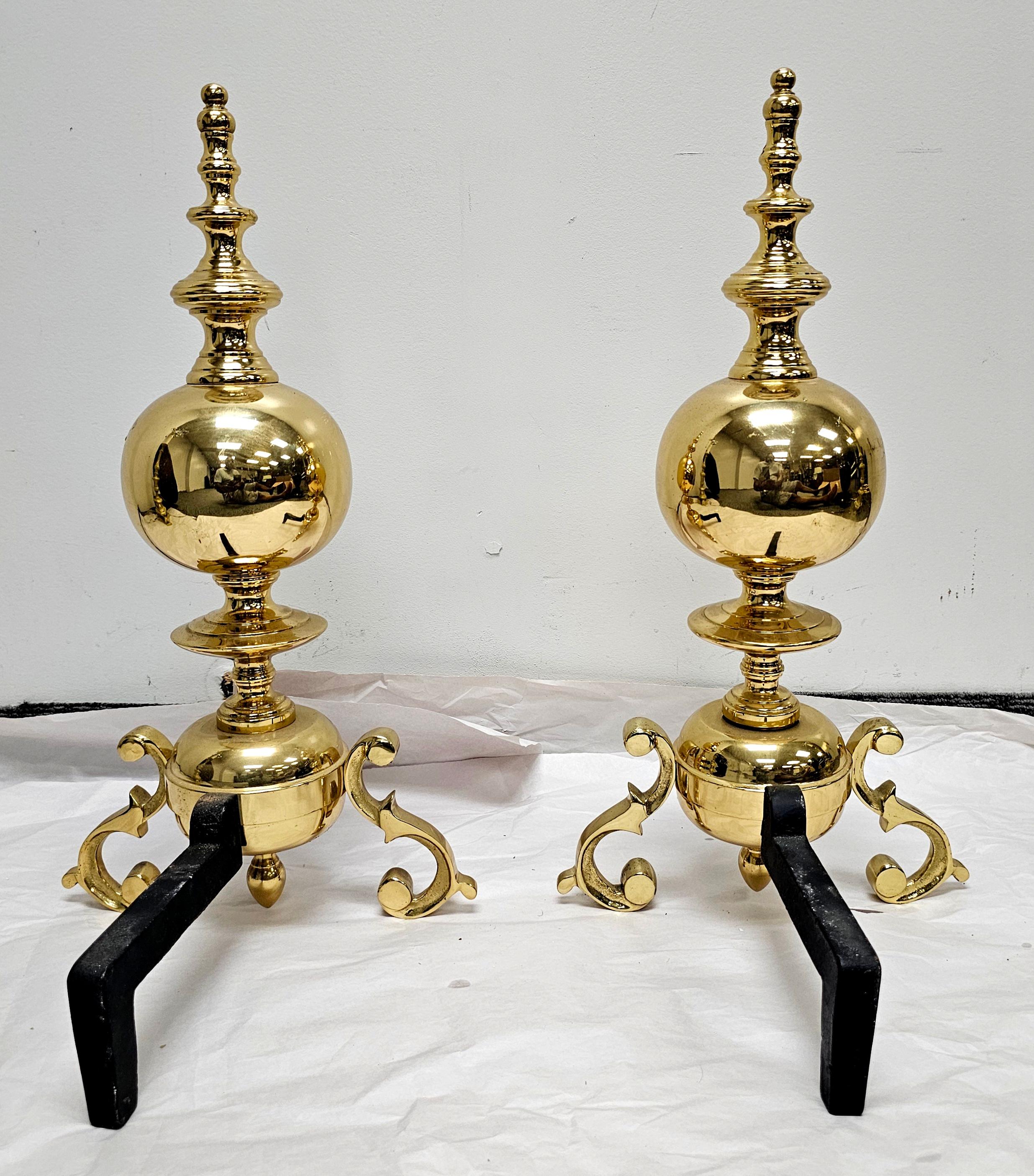 Unknown Pair of Anglo-Dutch Style Brass Andirons For Sale
