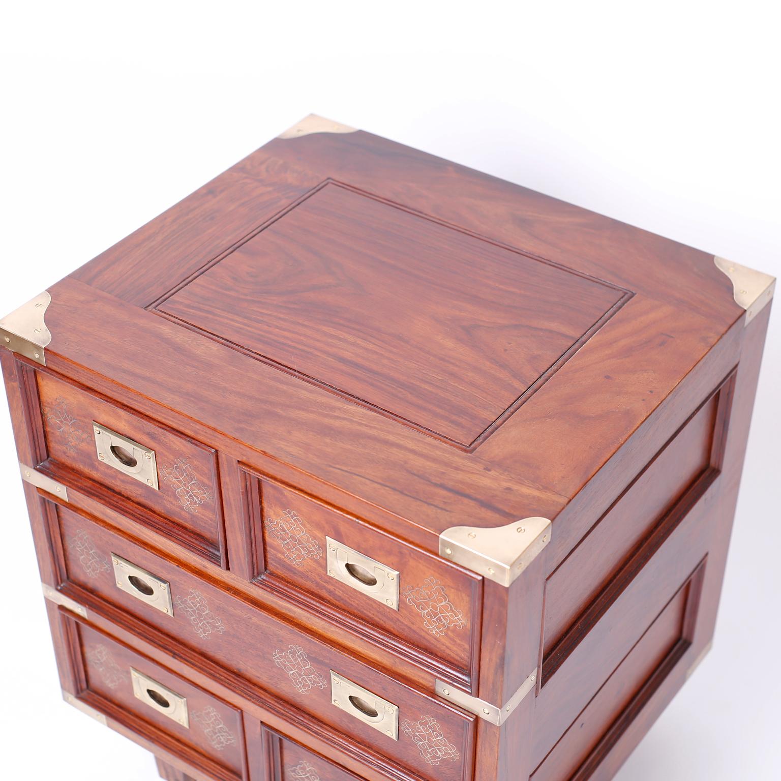 Pair of Anglo-Indian Campaign Style Rosewood Nightstands In Good Condition For Sale In Palm Beach, FL