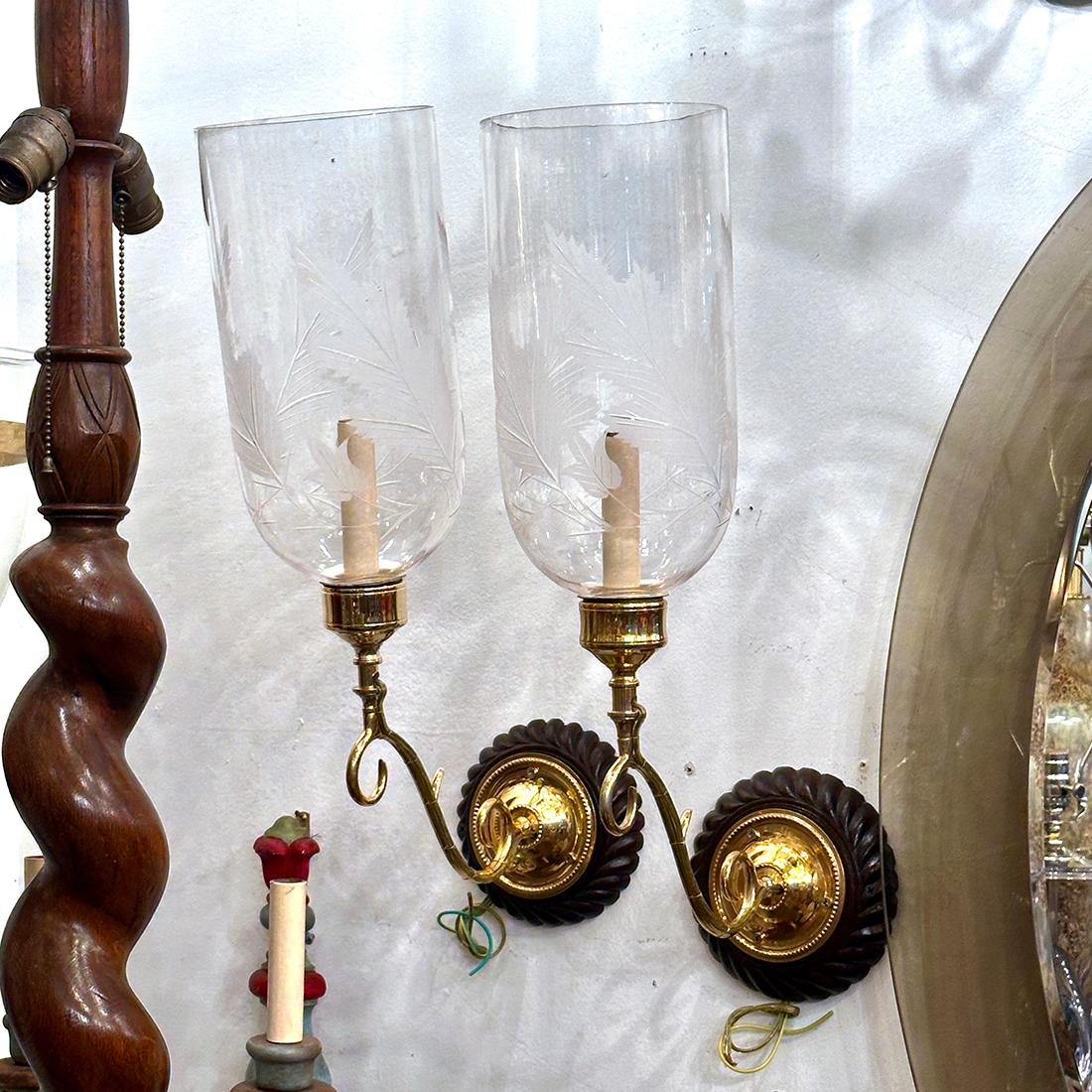 Bronzo Coppia di lampade anglo-indiane in vetro acidato in vendita
