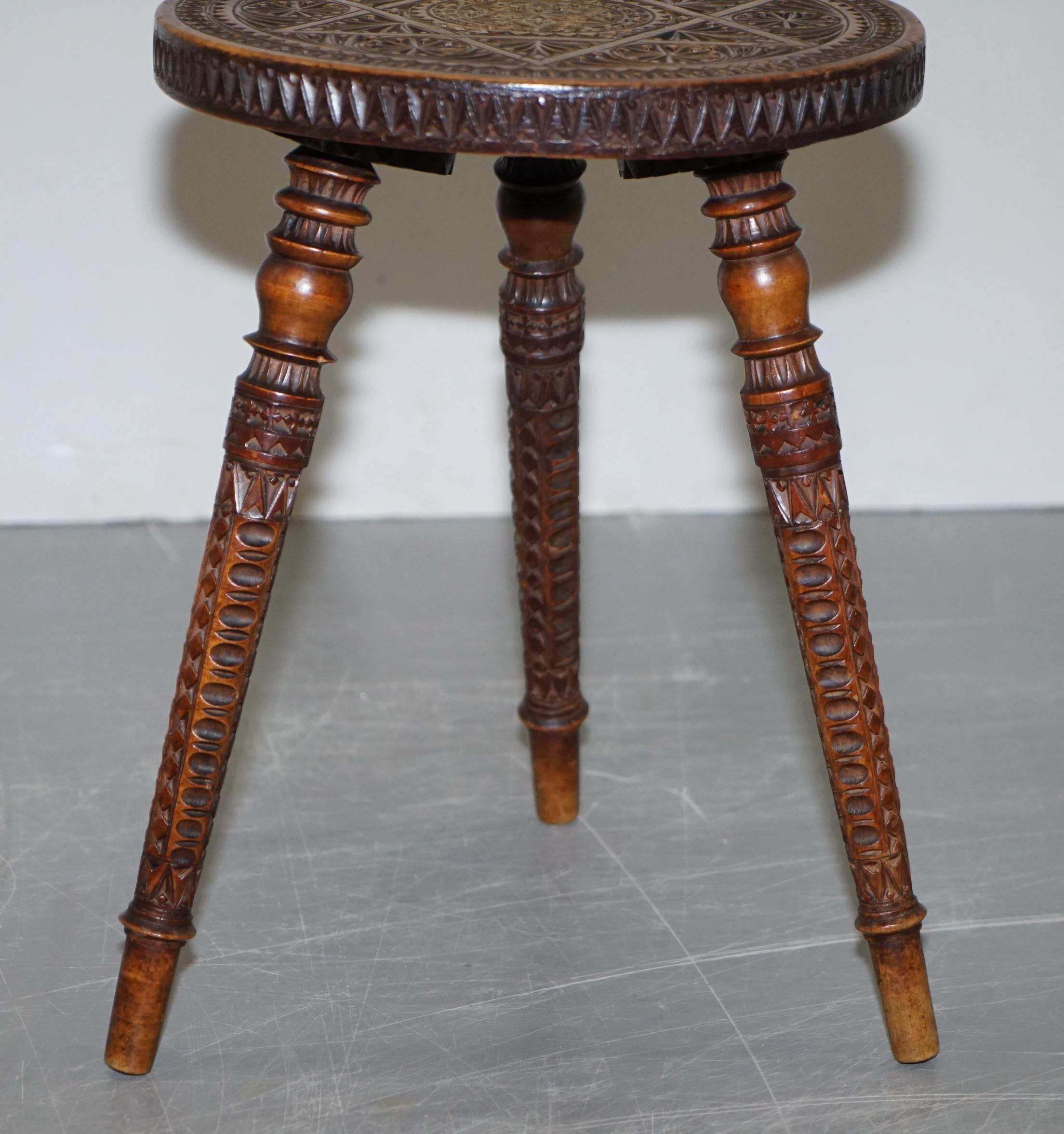 Pair of Anglo-Indian Hand Carved Hardwood 19th Century Side End Lamp Wine Tables 13