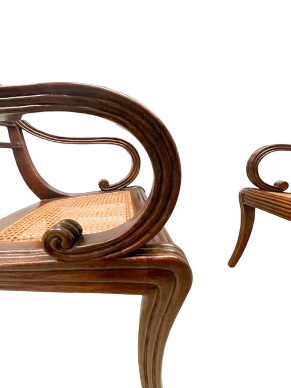 Paar anglo-indische Mahagoni-Sessel mit Schilfdetails und Sitzflächen aus Schilfrohr  im Angebot 4