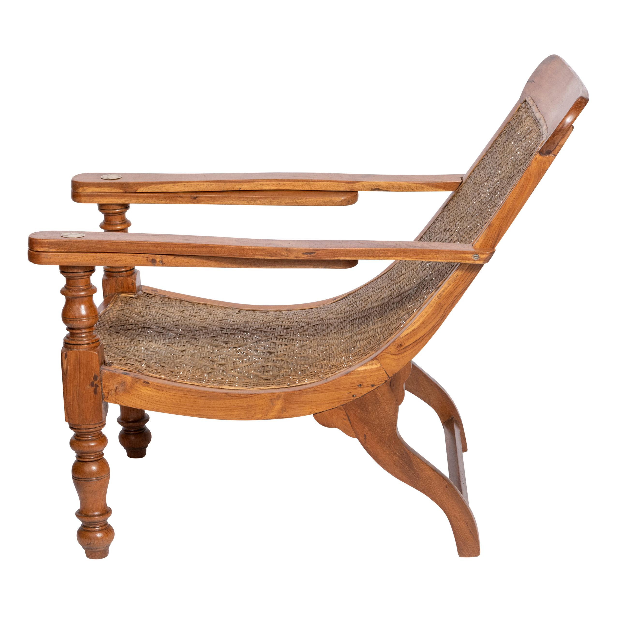 Pair of Anglo Indian Plantation Chairs, India circa 1900 1