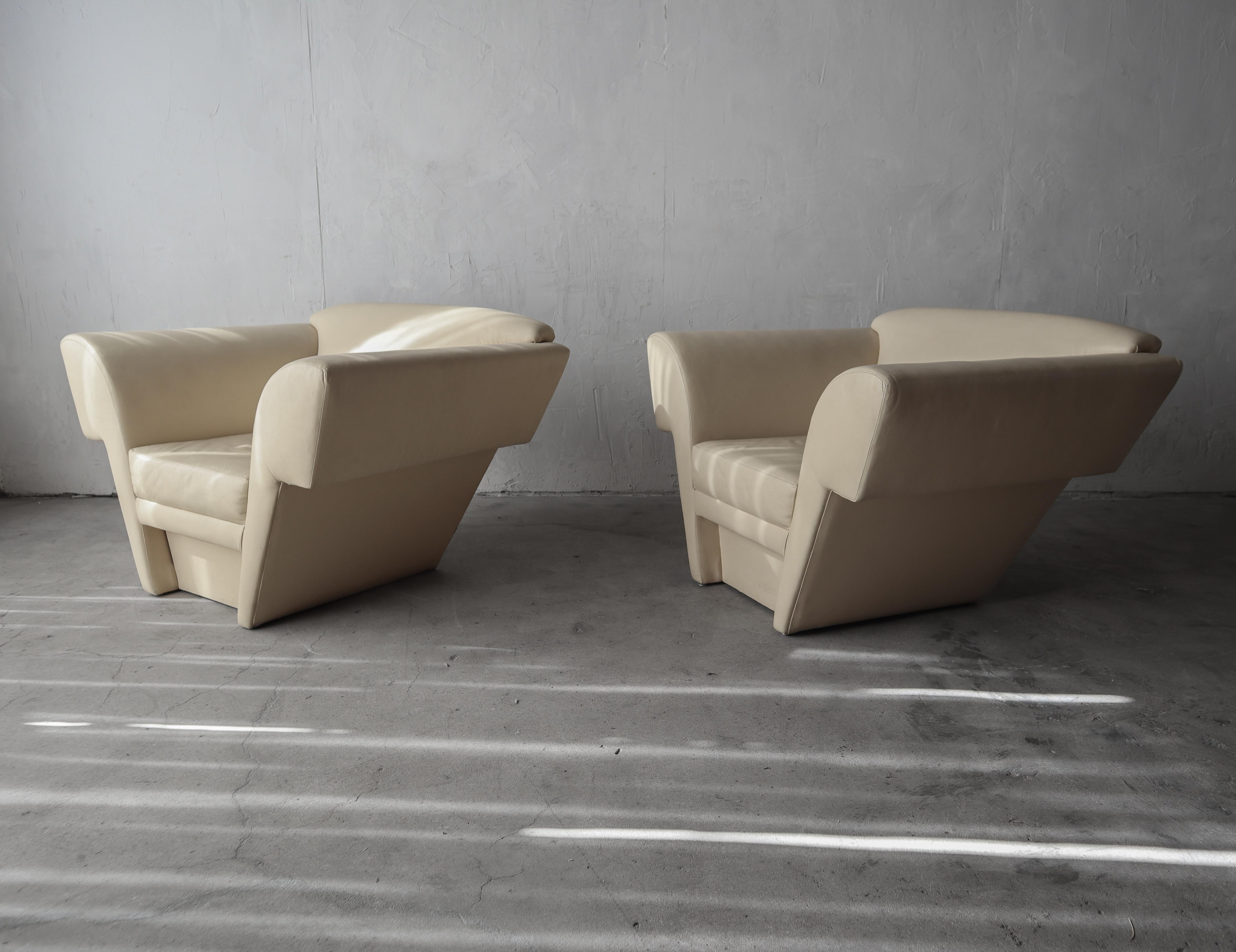 Post-Modern Pair of Angular Post Modern Lounge Chairs For Sale